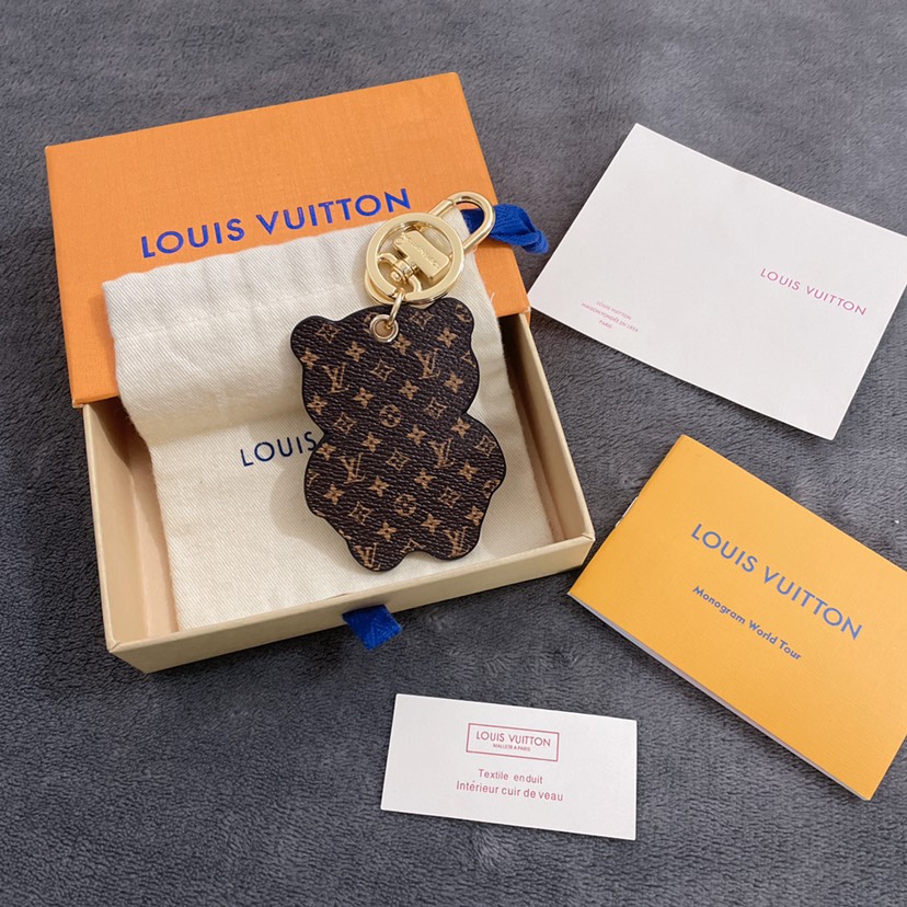 L design  panda cartoon keychain