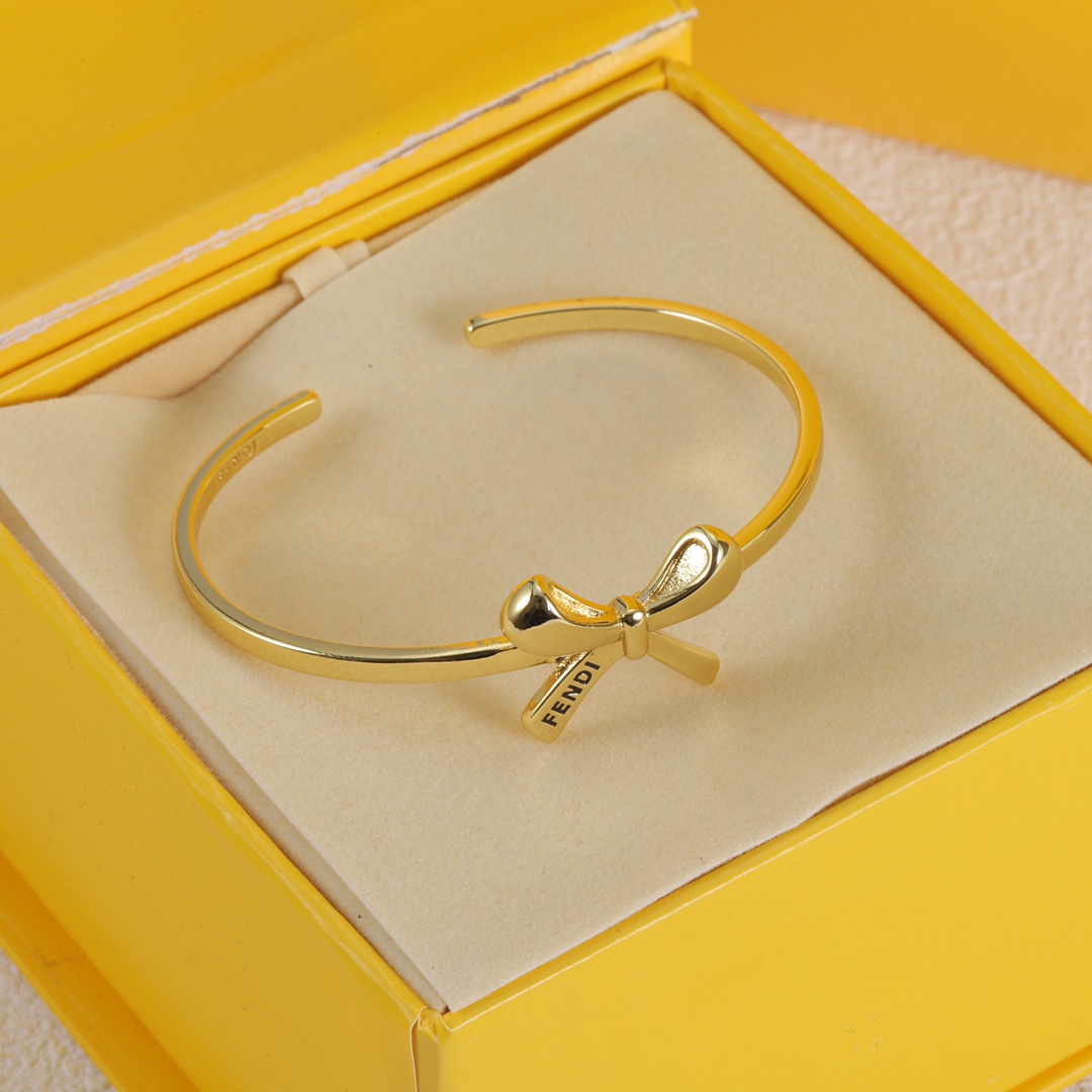 F design  fashion bow bracelet