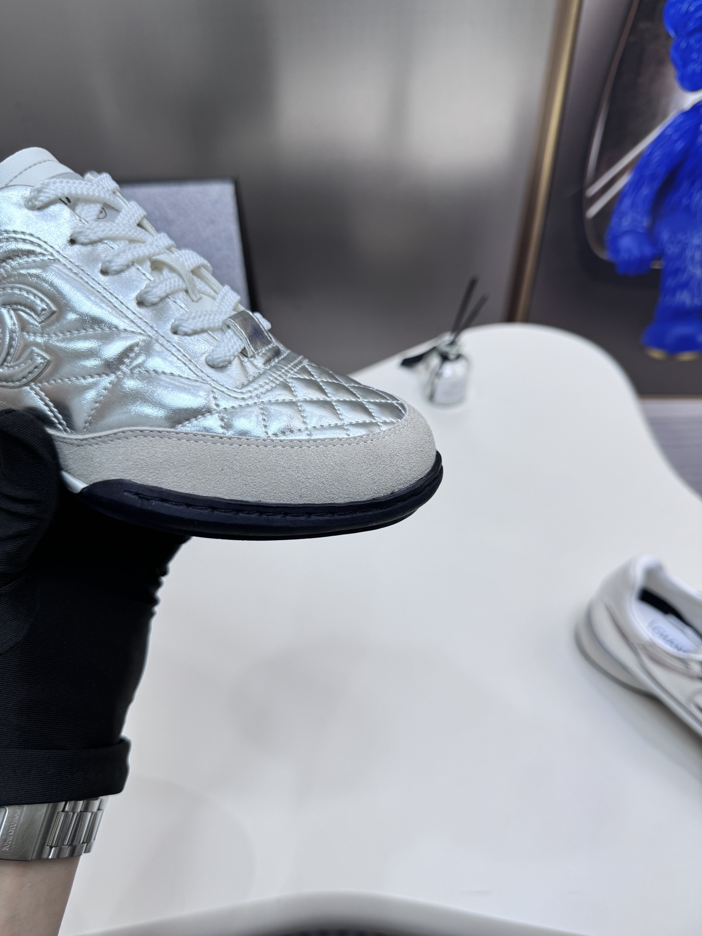 C design latest tennis shoes soft diamond pattern sports shoes