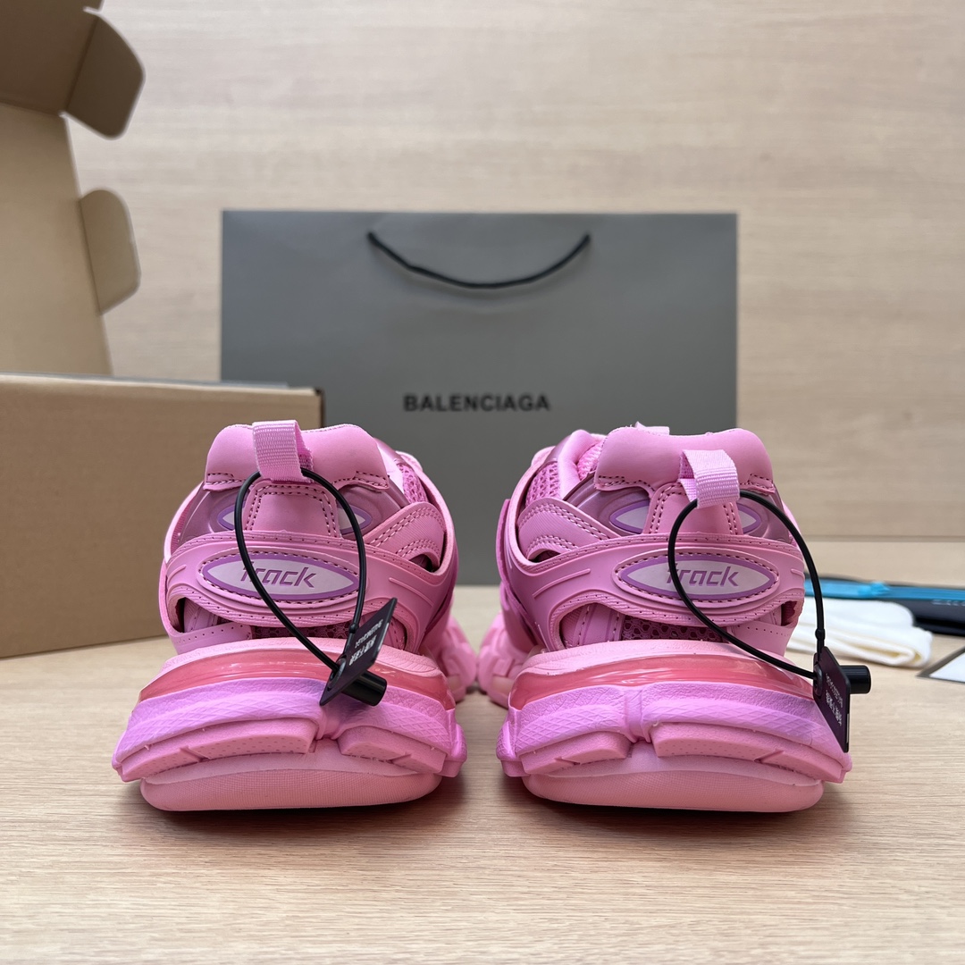 B design track 3.0 Classic stylish sports shoes