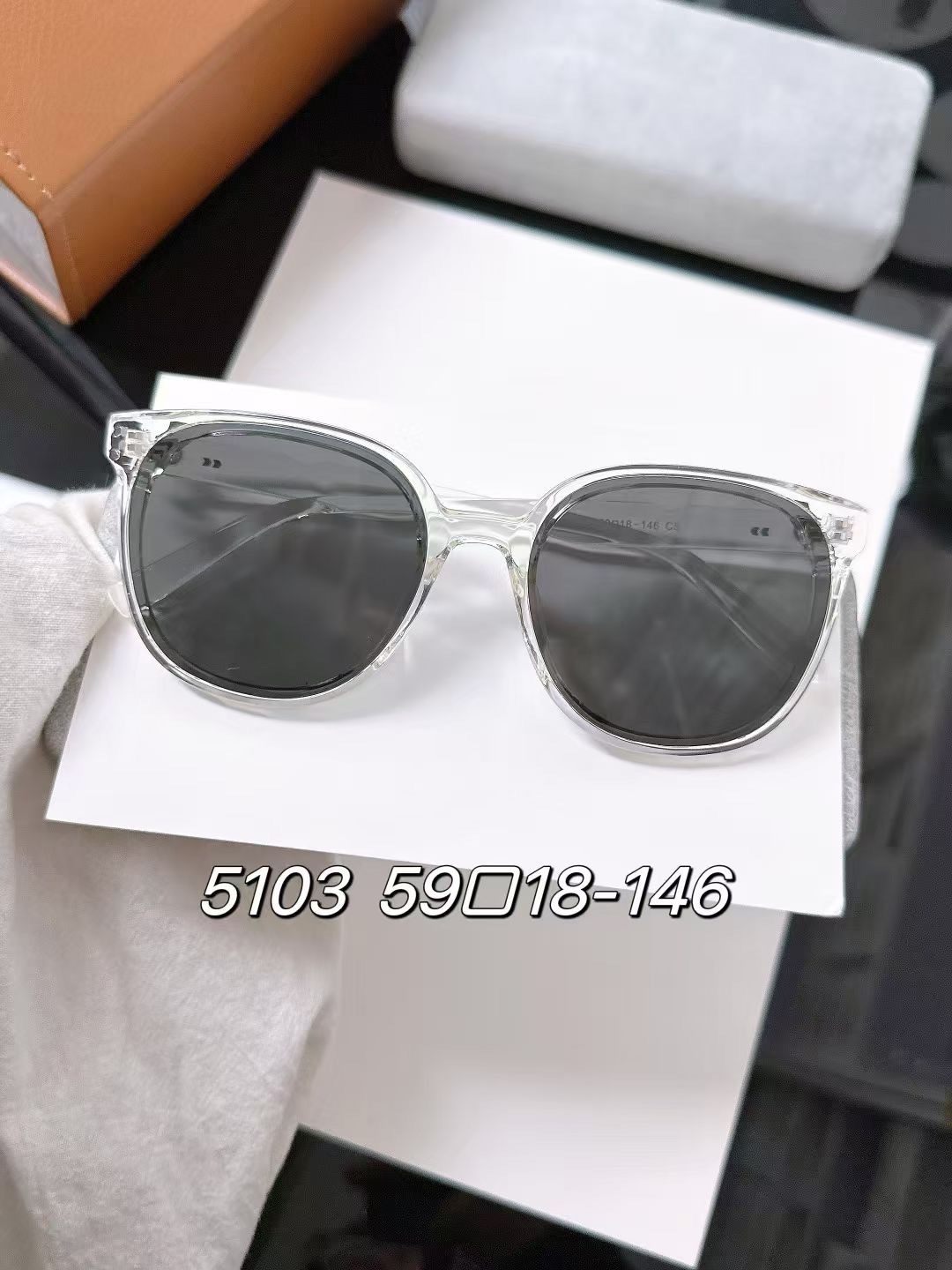 TR design Fashion polarized sunglasses 5103