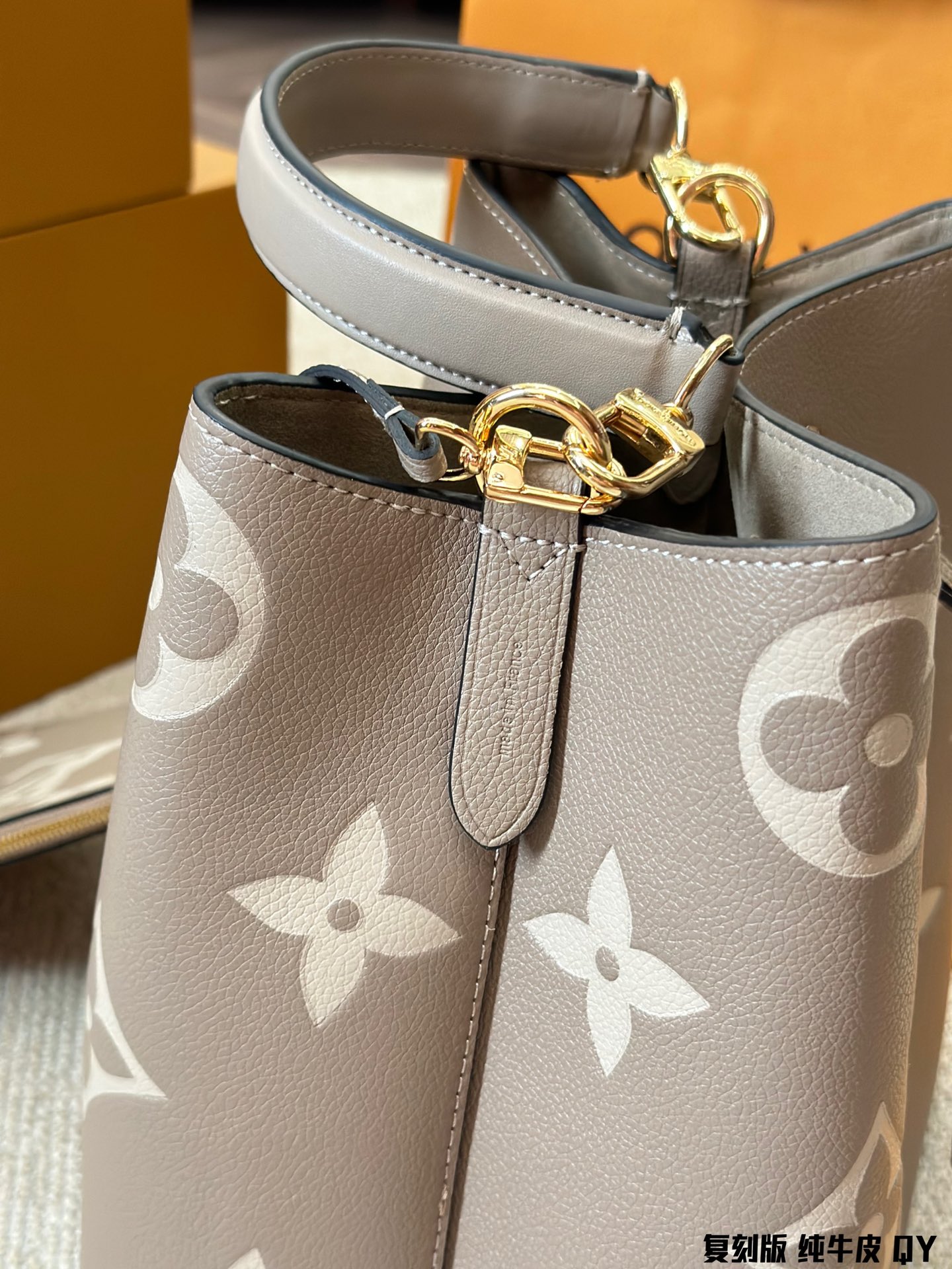 L designElephant Grey Classic Bucket Bag