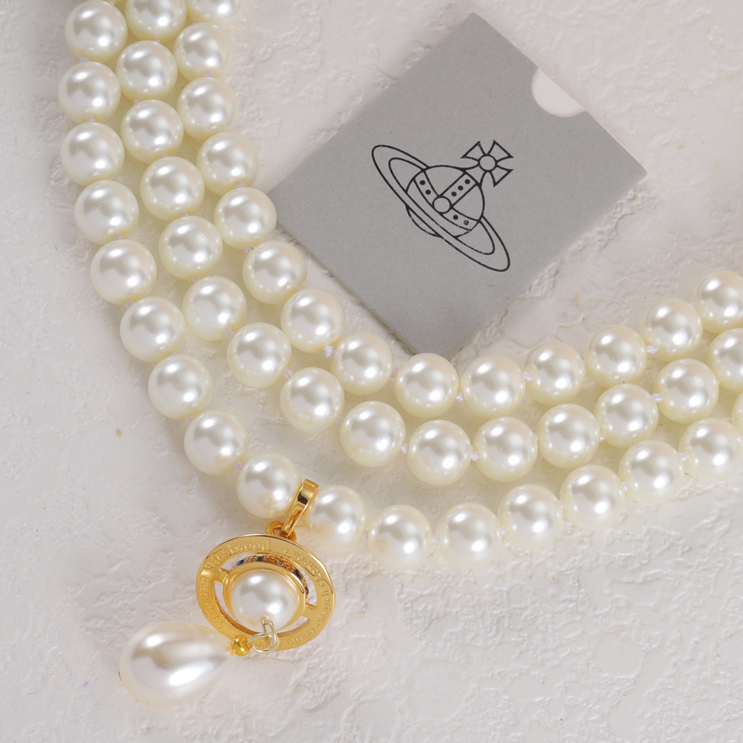 Vivienne Westwood set