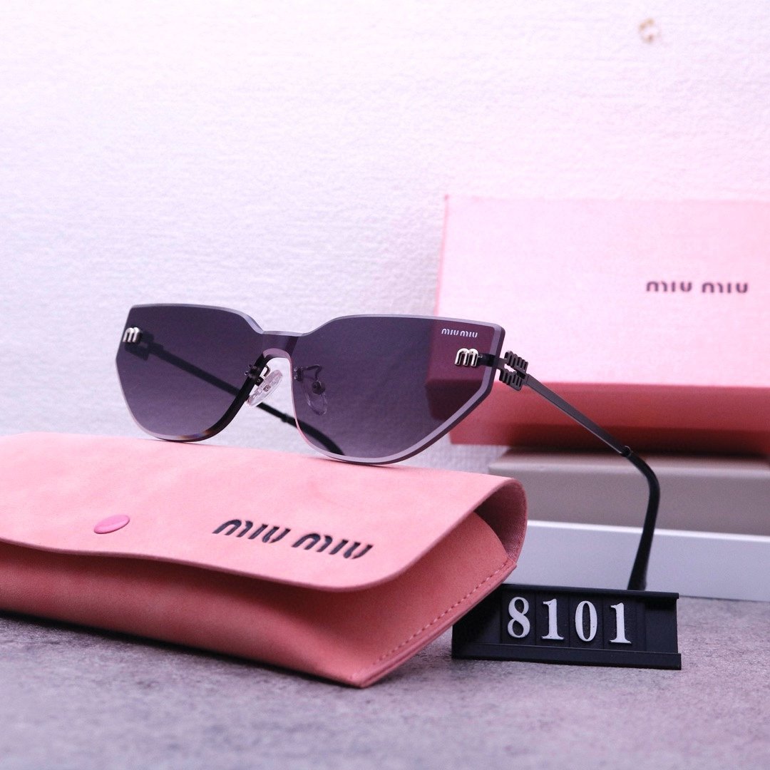M design Fashion new sunglasses 8101