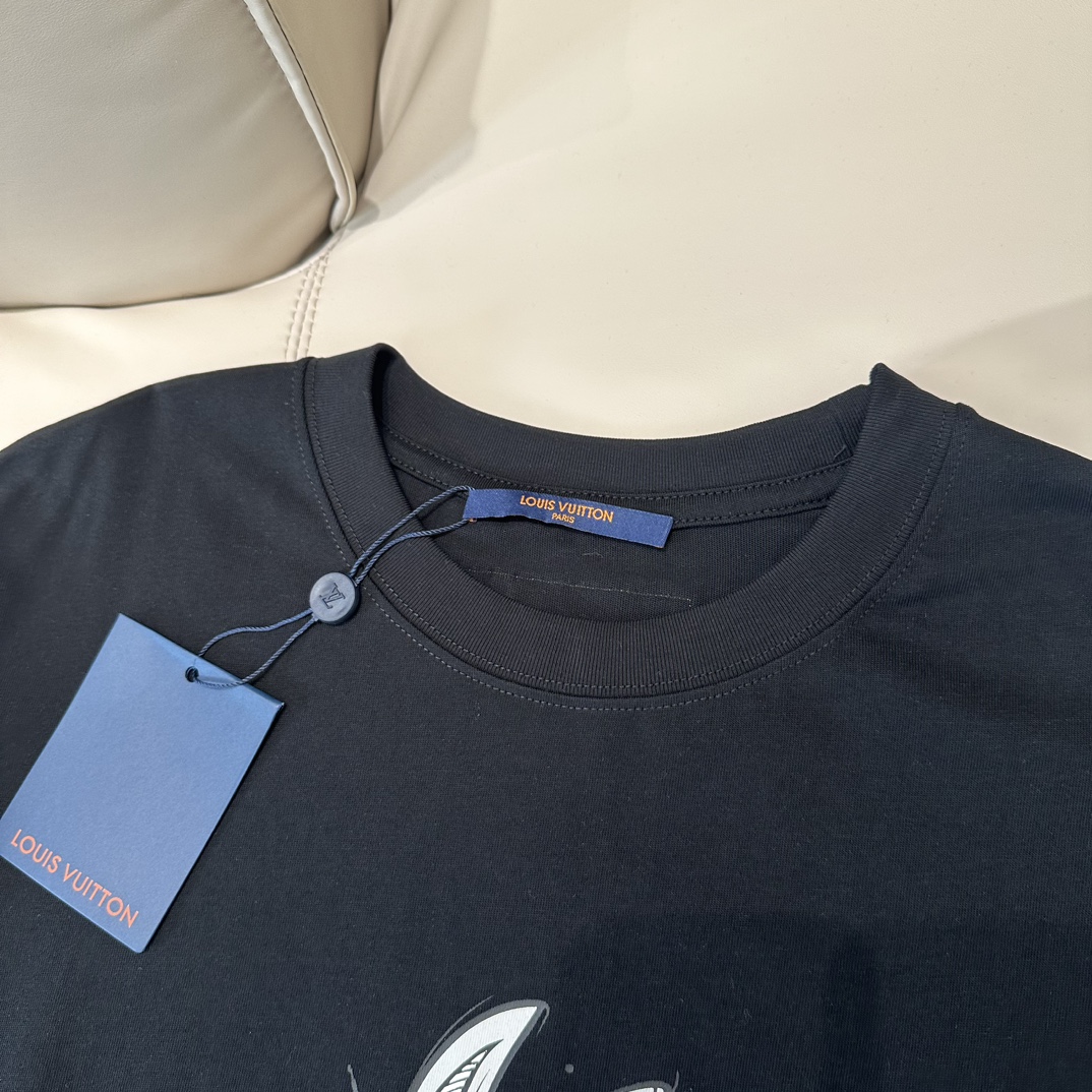 L design  Funny Rabbit Printed Cotton 100 Percent Unisex Leisure T-shirt