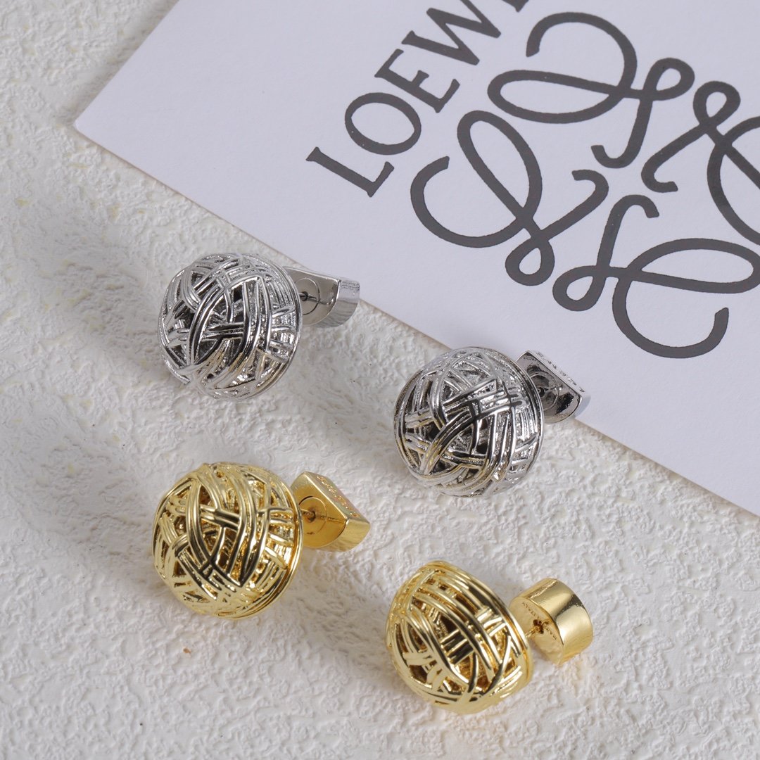L design  Fashion Earrings