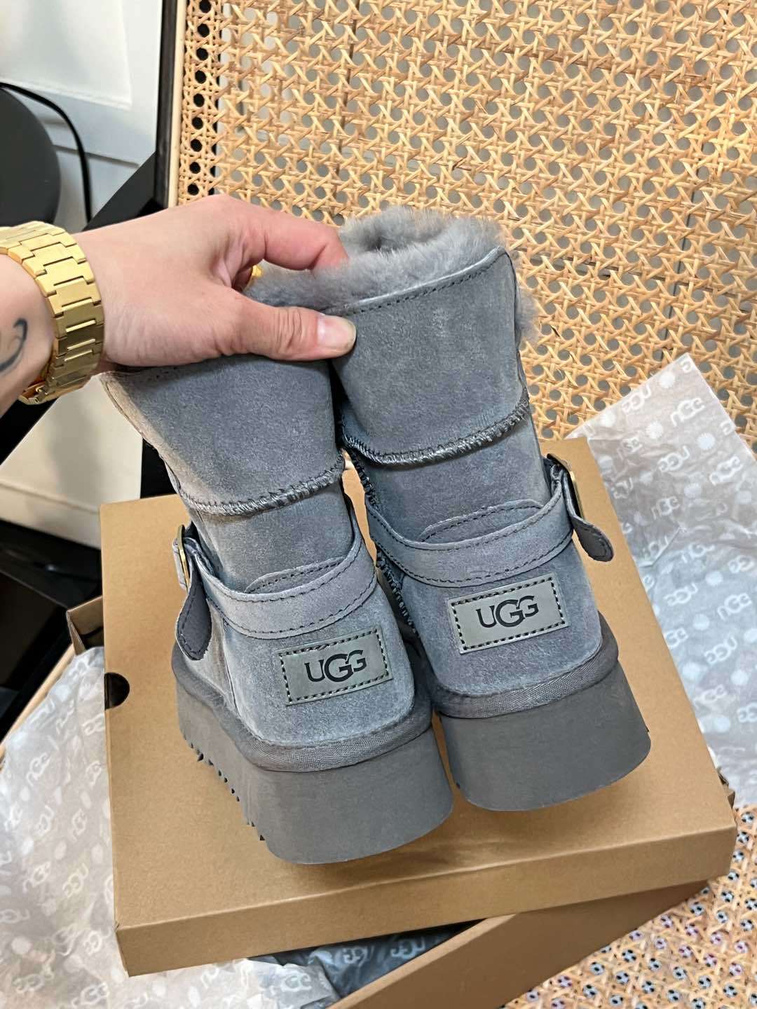 U design 2025ss latest winter fur boots