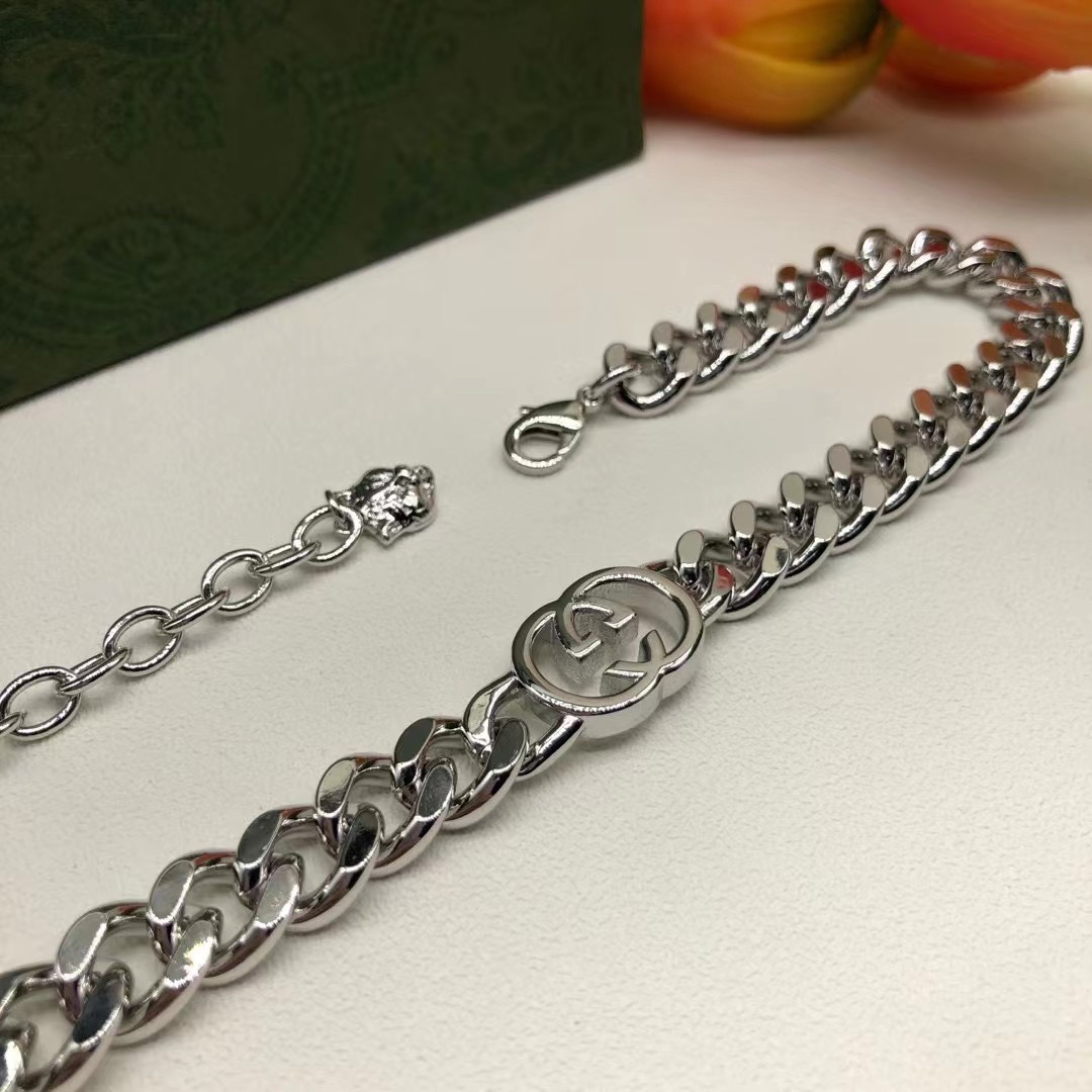 G design  trendy necklace