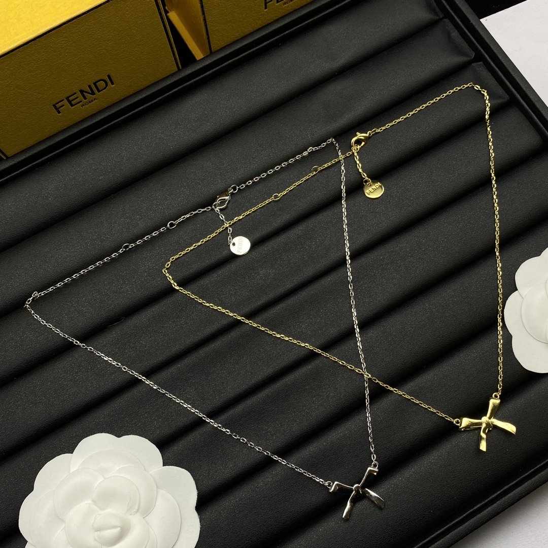 F design  New Bow Necklace