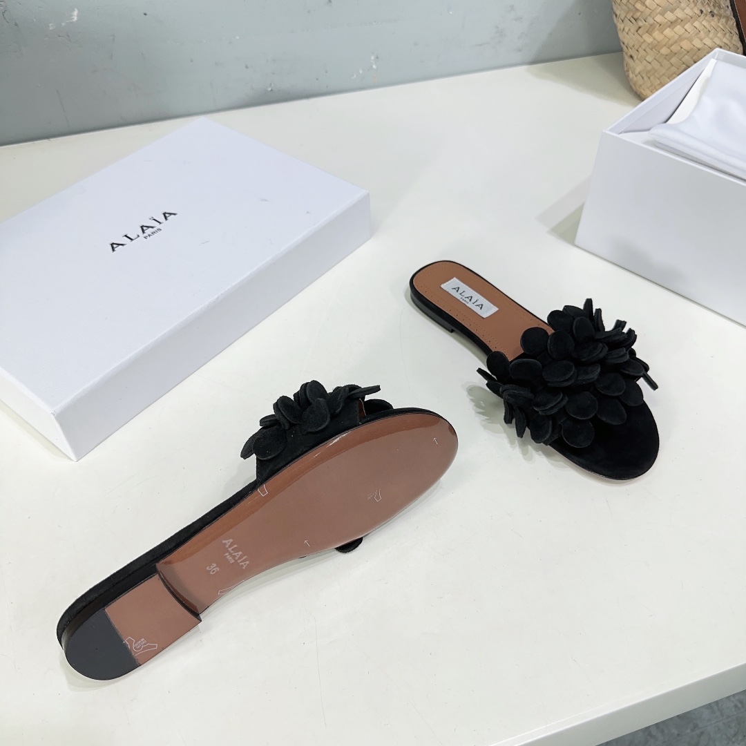 Alaia 2024 new round flower embellished flat sandals
