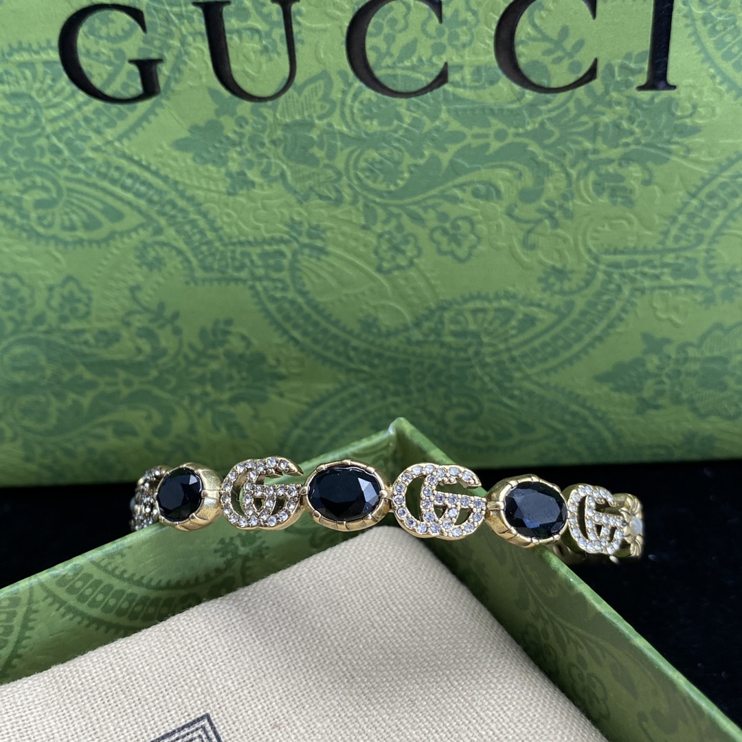 G design  classic bracelet