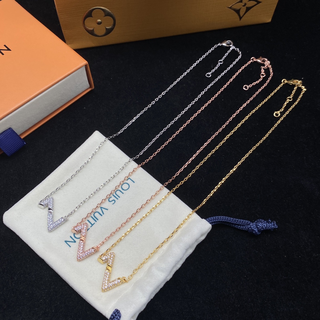 L designNew Necklace