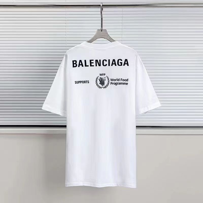 B design  Women and Men Summer Fashion T-Shirt