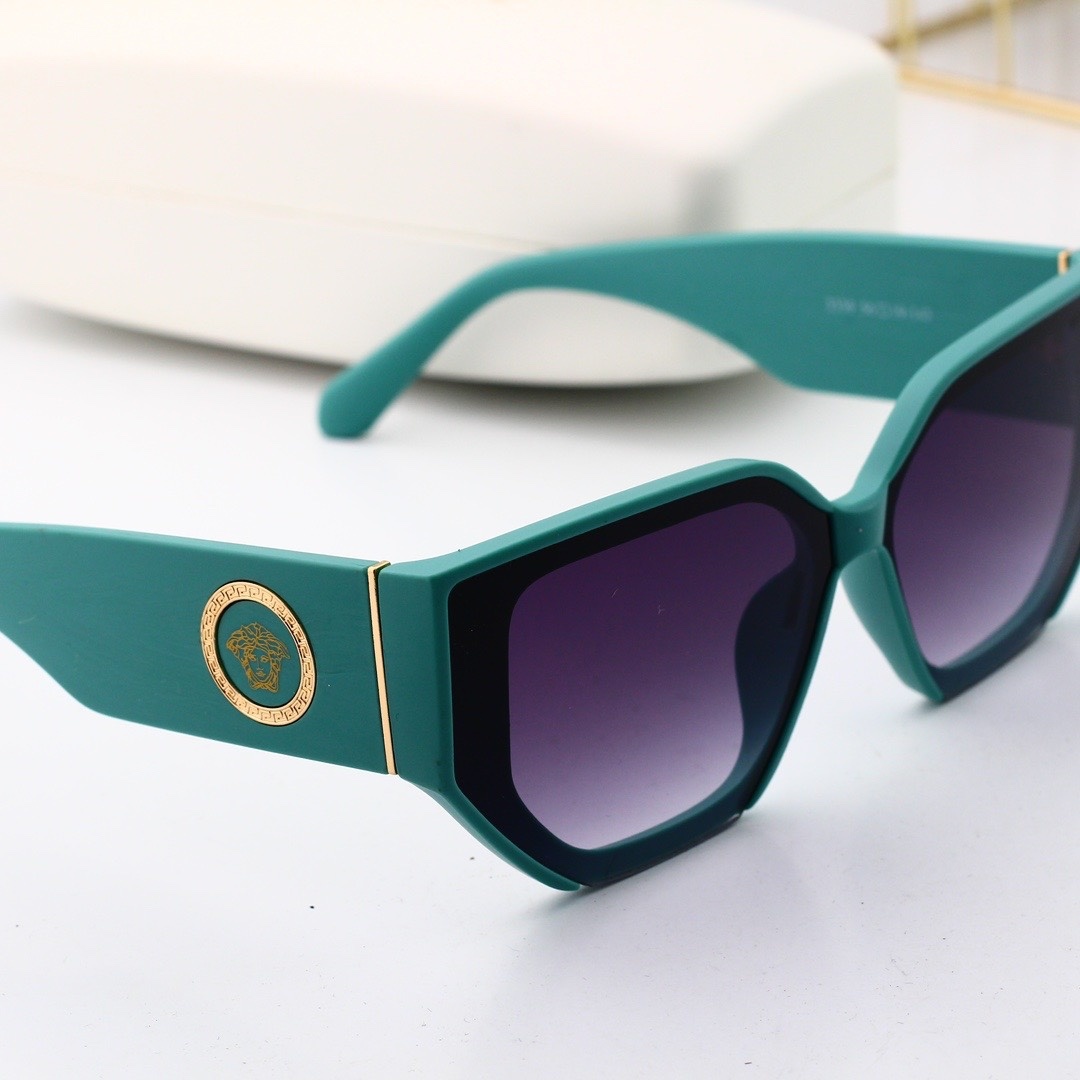 V design Fashion new sunglasses 4330