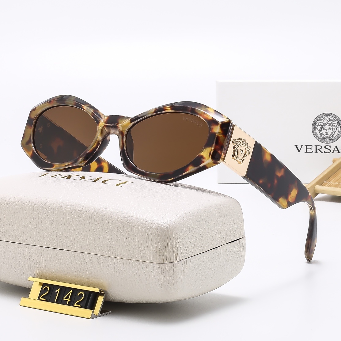 V design Fashionable and volatile series sunglasses 2142