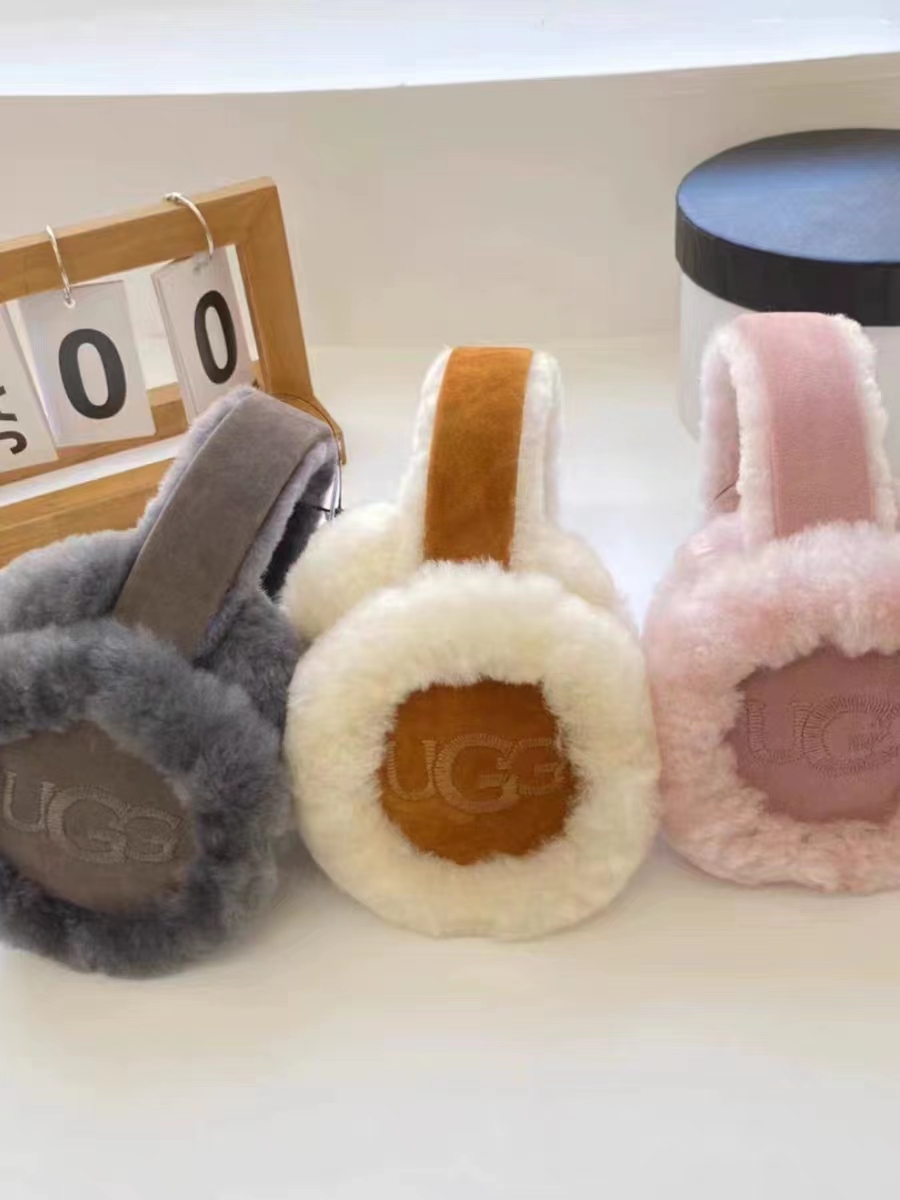 UGG New fashion Winter Plush Earmuffs Keep warm (New arrival)