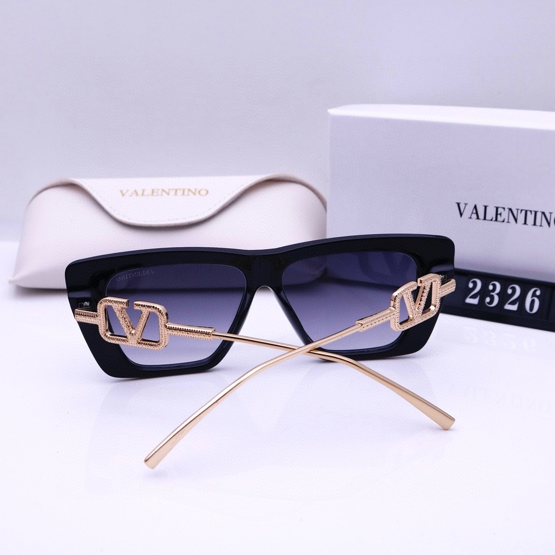 V design Fashion New Sunglasses 2326
