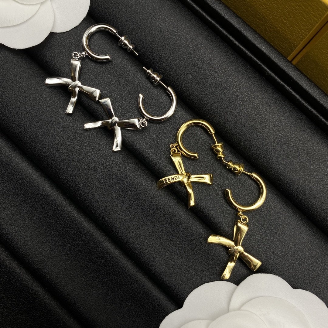F design  new bow earrings
