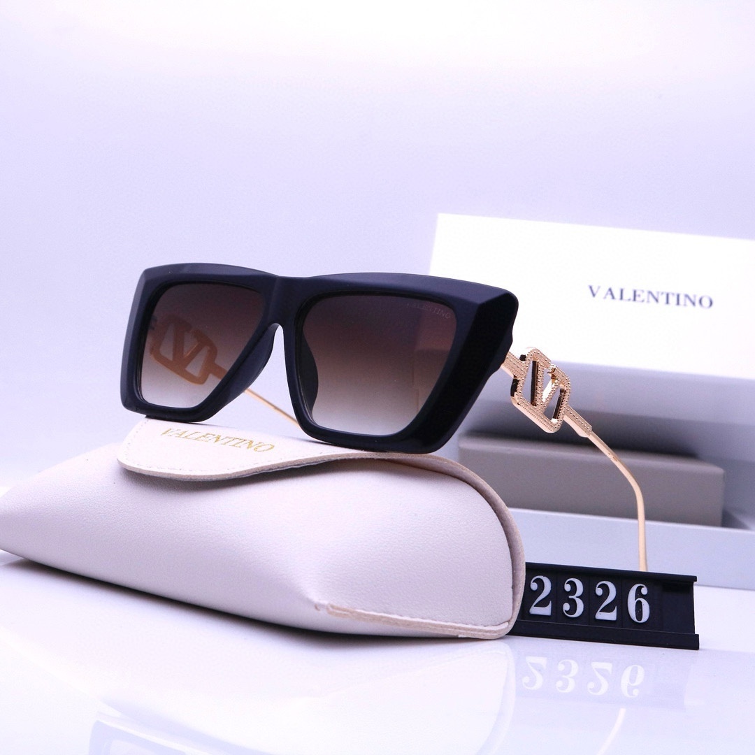 V design Fashion New Sunglasses 2326