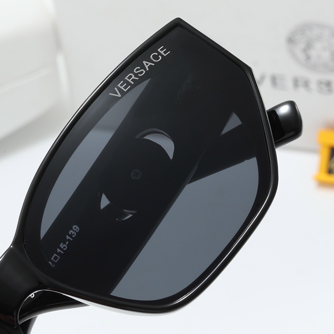 V design Fashion new sunglasses 4077