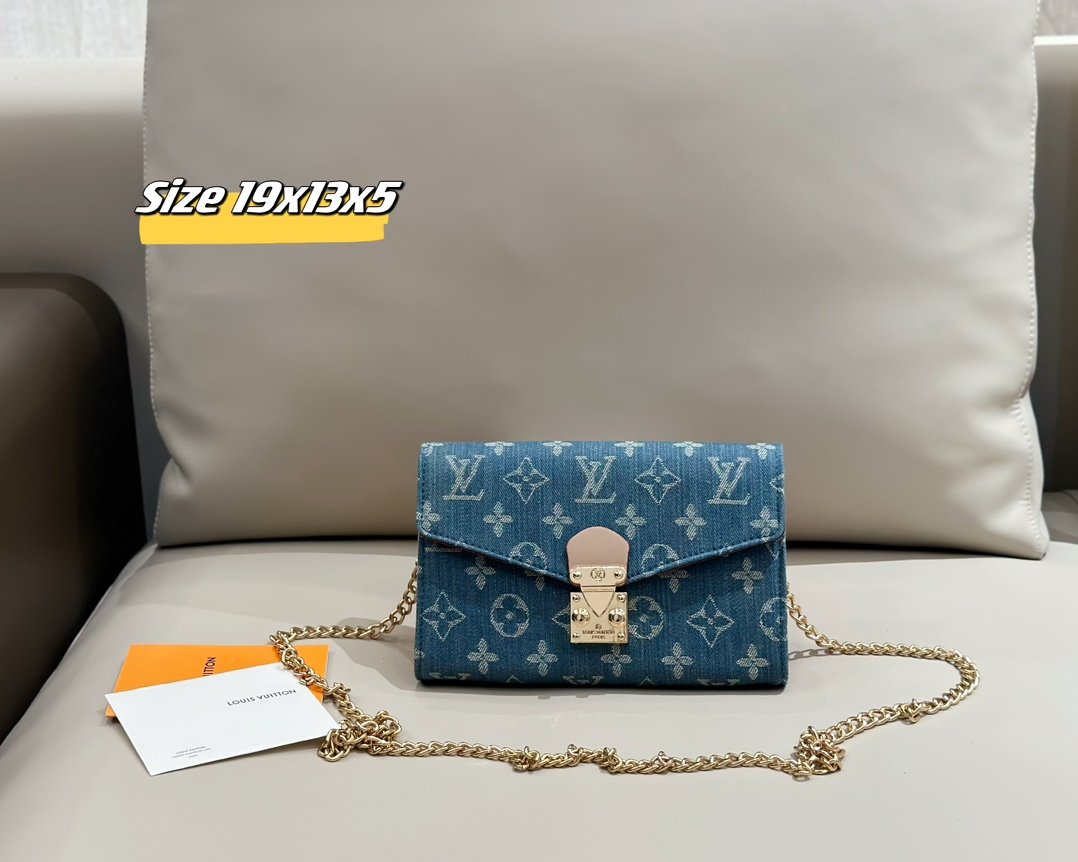 L designwomen's bags mid-year bundle sale