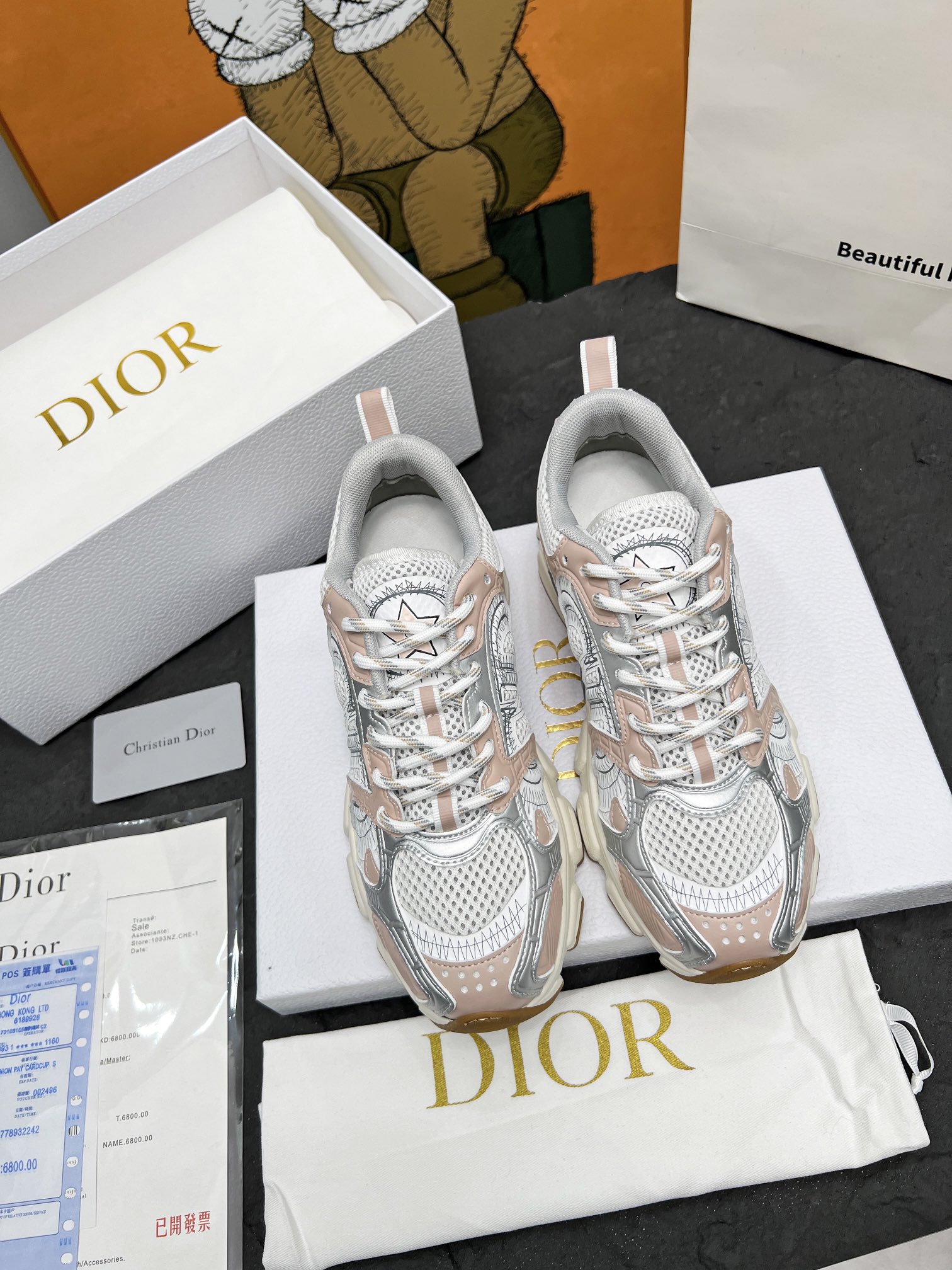 D design 's new versatile Chrono sneakers