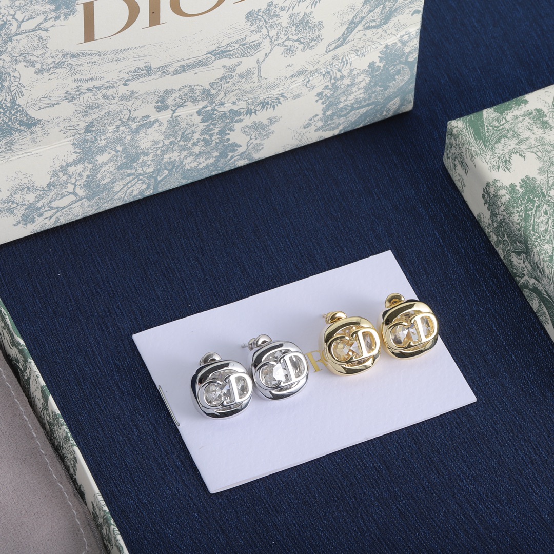 D designfashion earrings