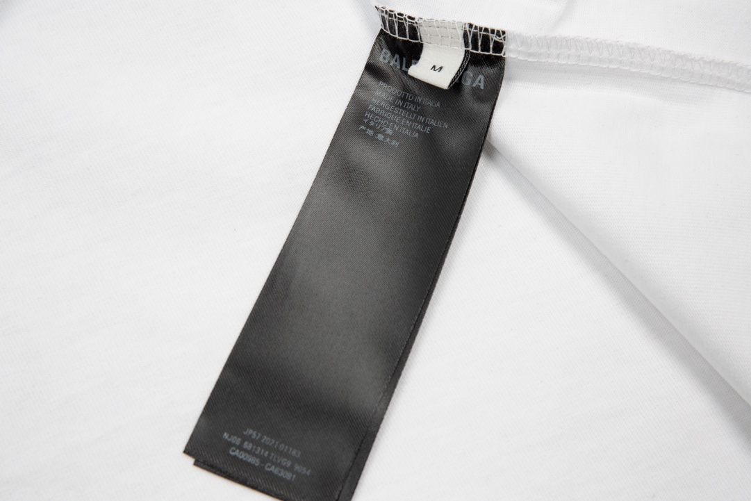 B design  2023 New Brand Design Dislocation Cotton Breathable Unisex Fashion T-shirt