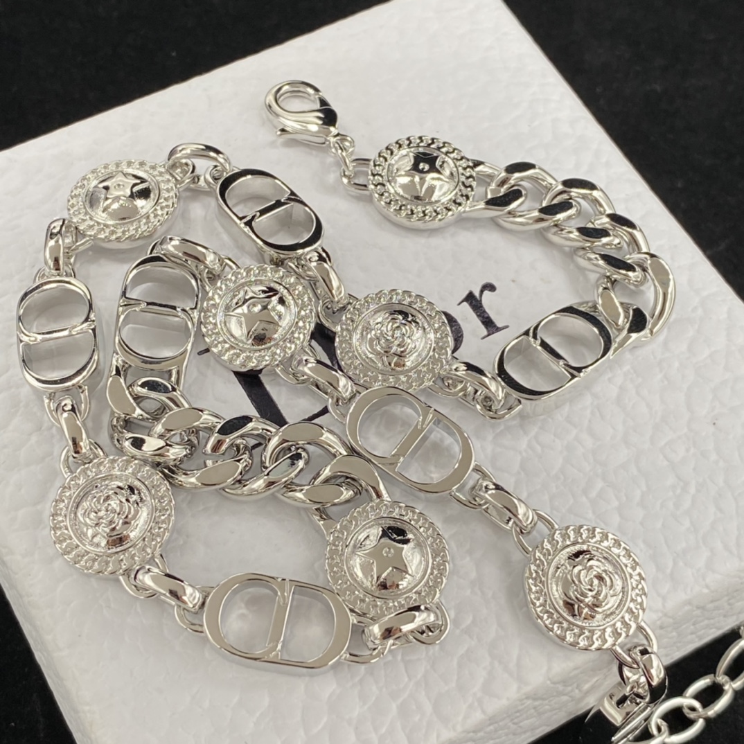 D designNew Fashion Necklace