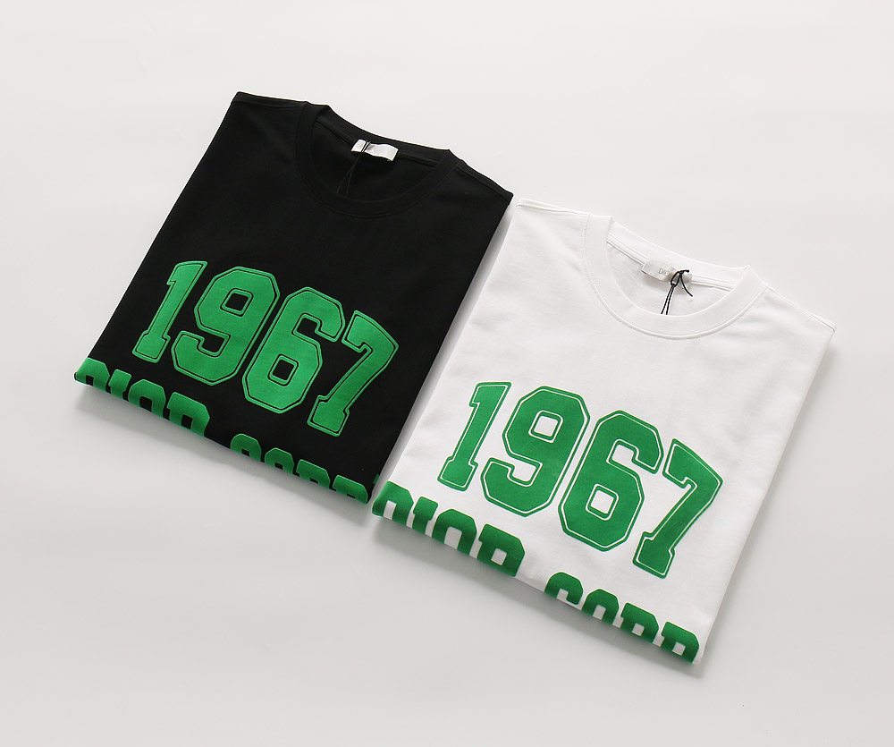 D designSummer New Design Round Neck Unisex Classic T-shirt