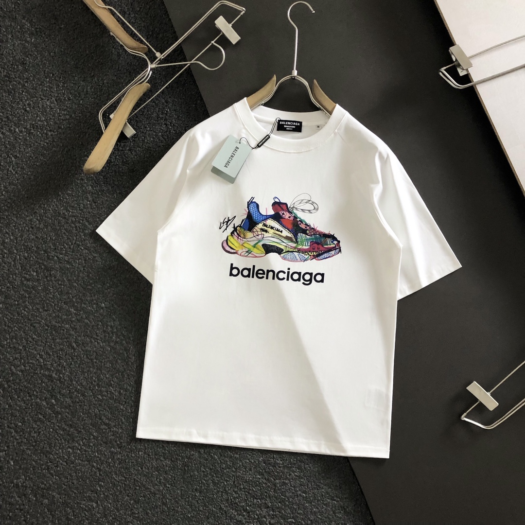 B design  Summer 2023 Old Daddy Shoes Printed Classic Unisex T-shirt