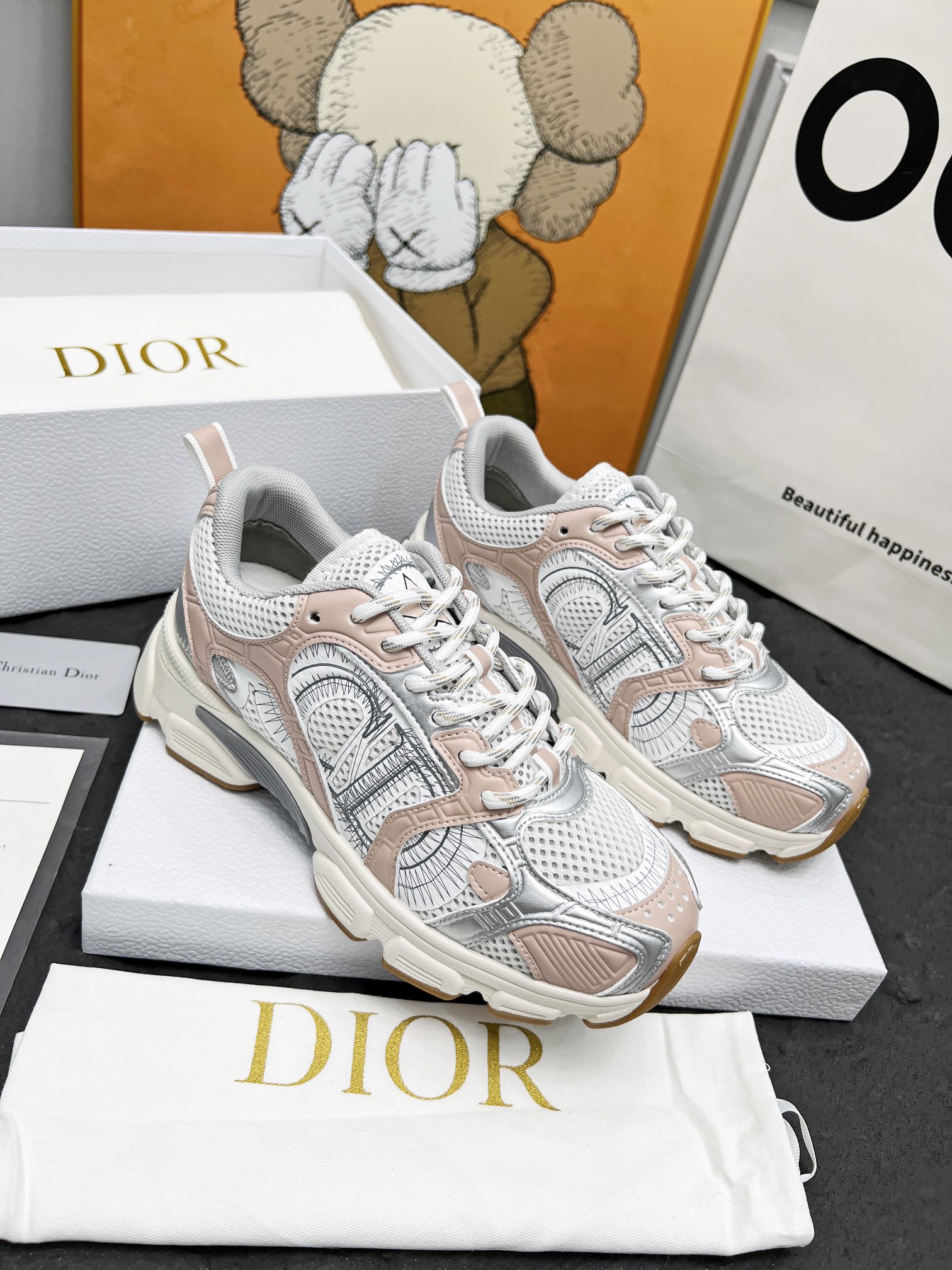 D design 's new versatile Chrono sneakers