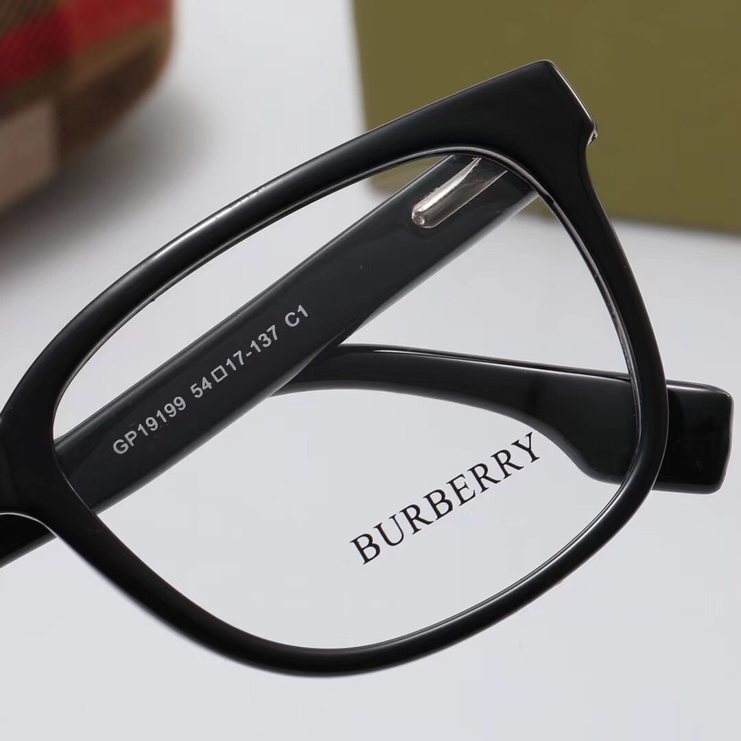 Burberry flat glasses