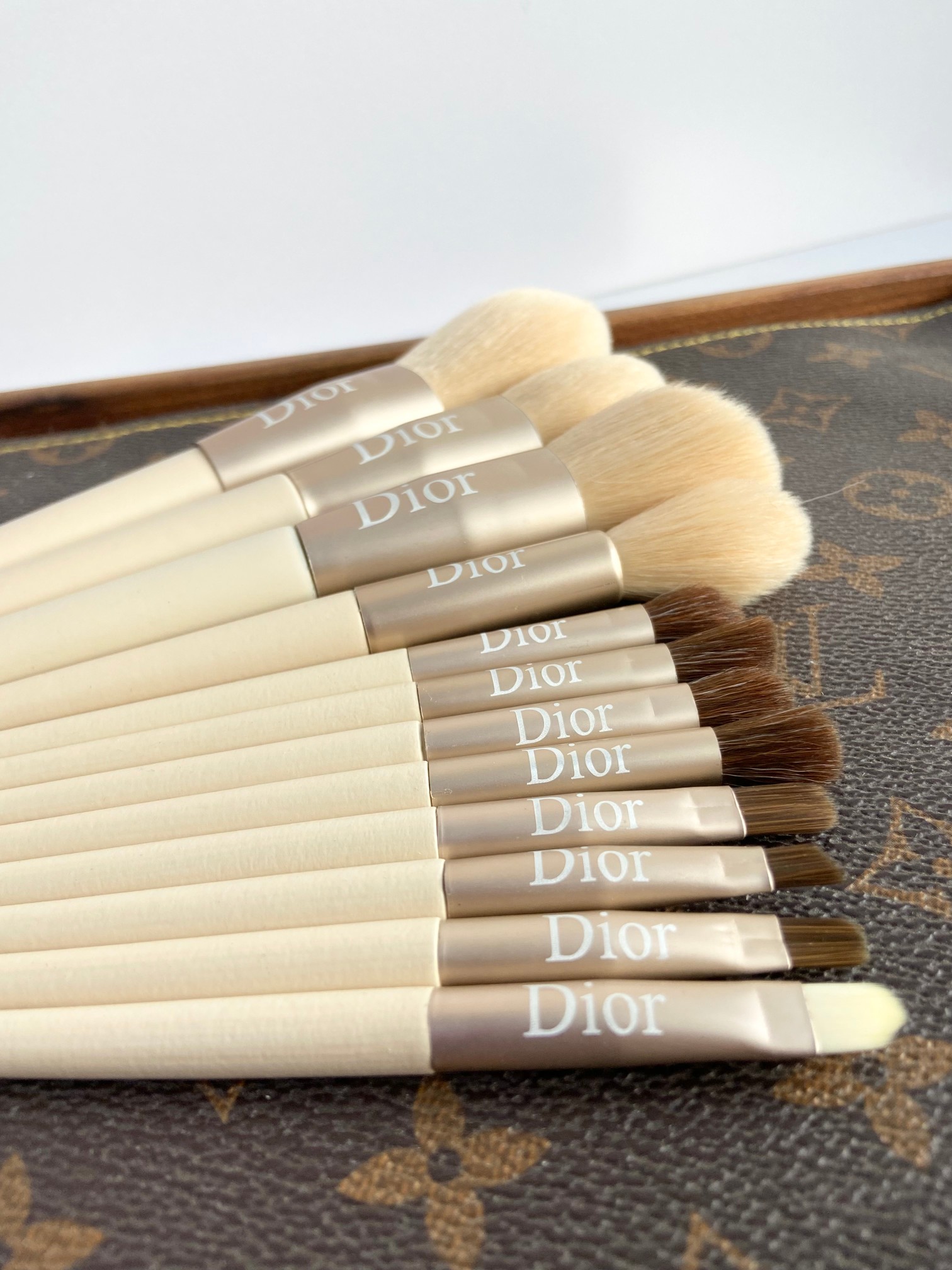 D designmakeup brushes Daily Necessities