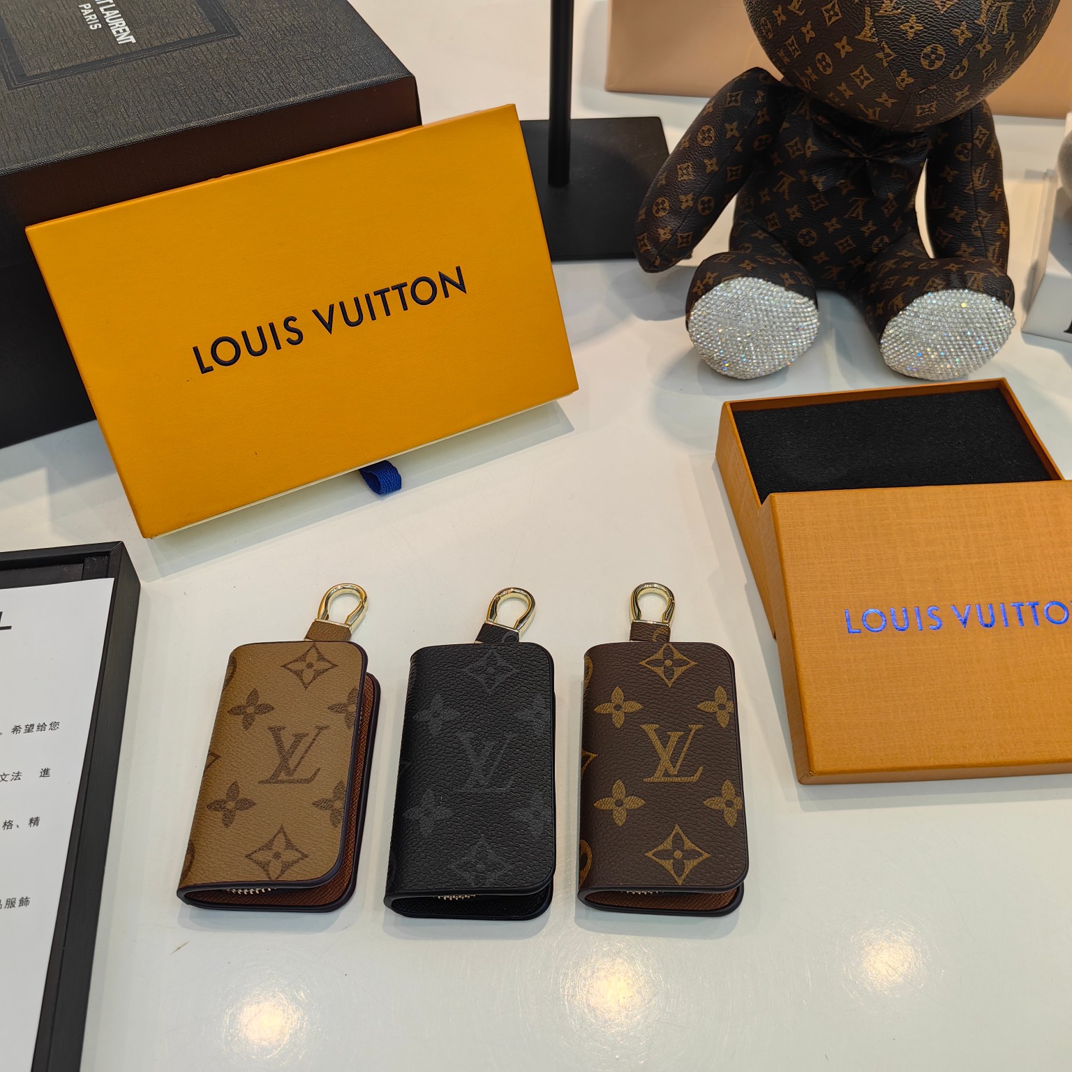 L design New trendy leather Monogram key chain for car remote control & Bag pedant accessories