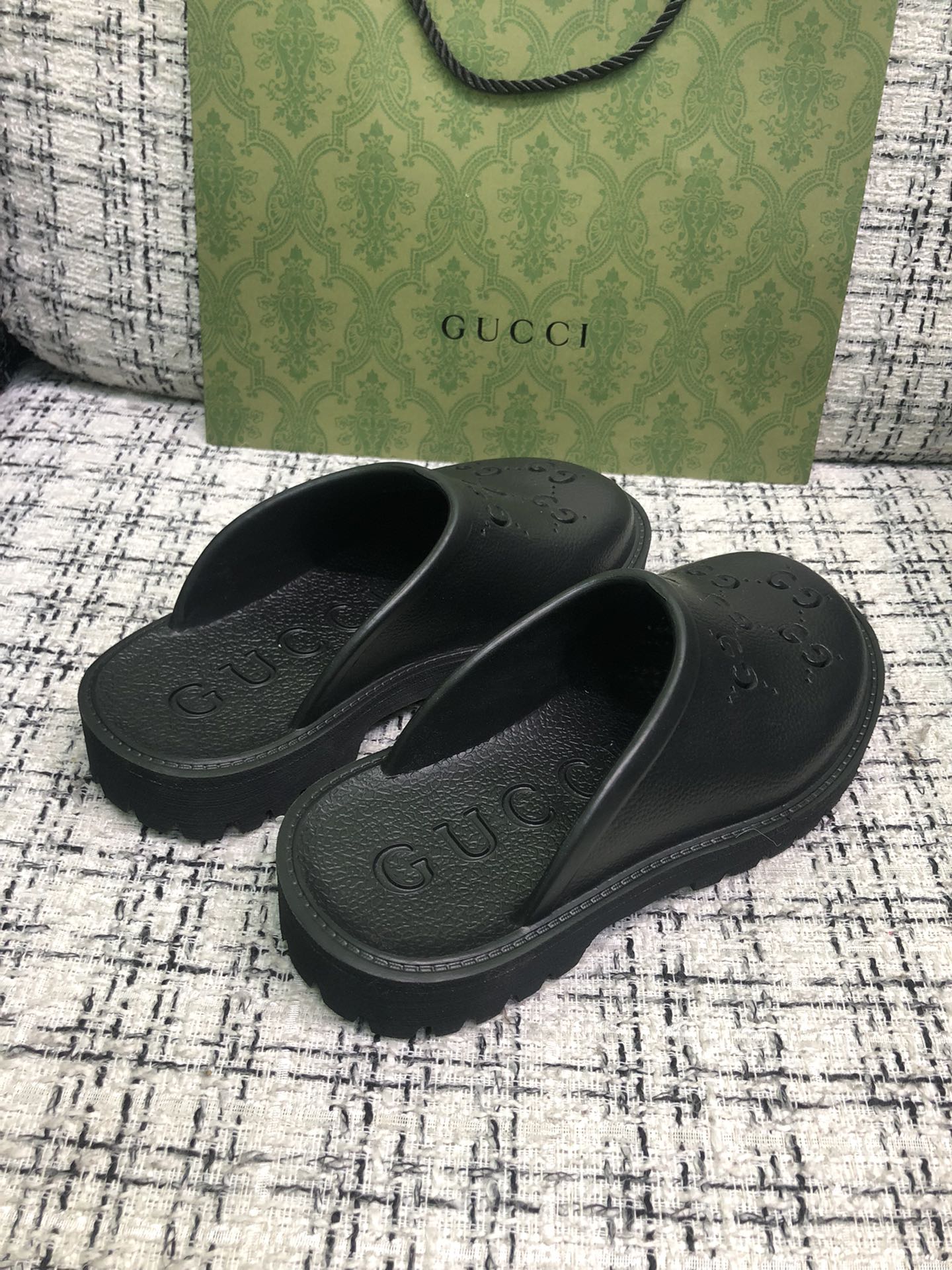 G design engraved sneakers summer beach sandals casual hole slides slippers