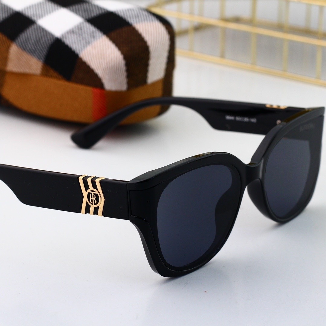 B design Fashion new sunglasses 0645