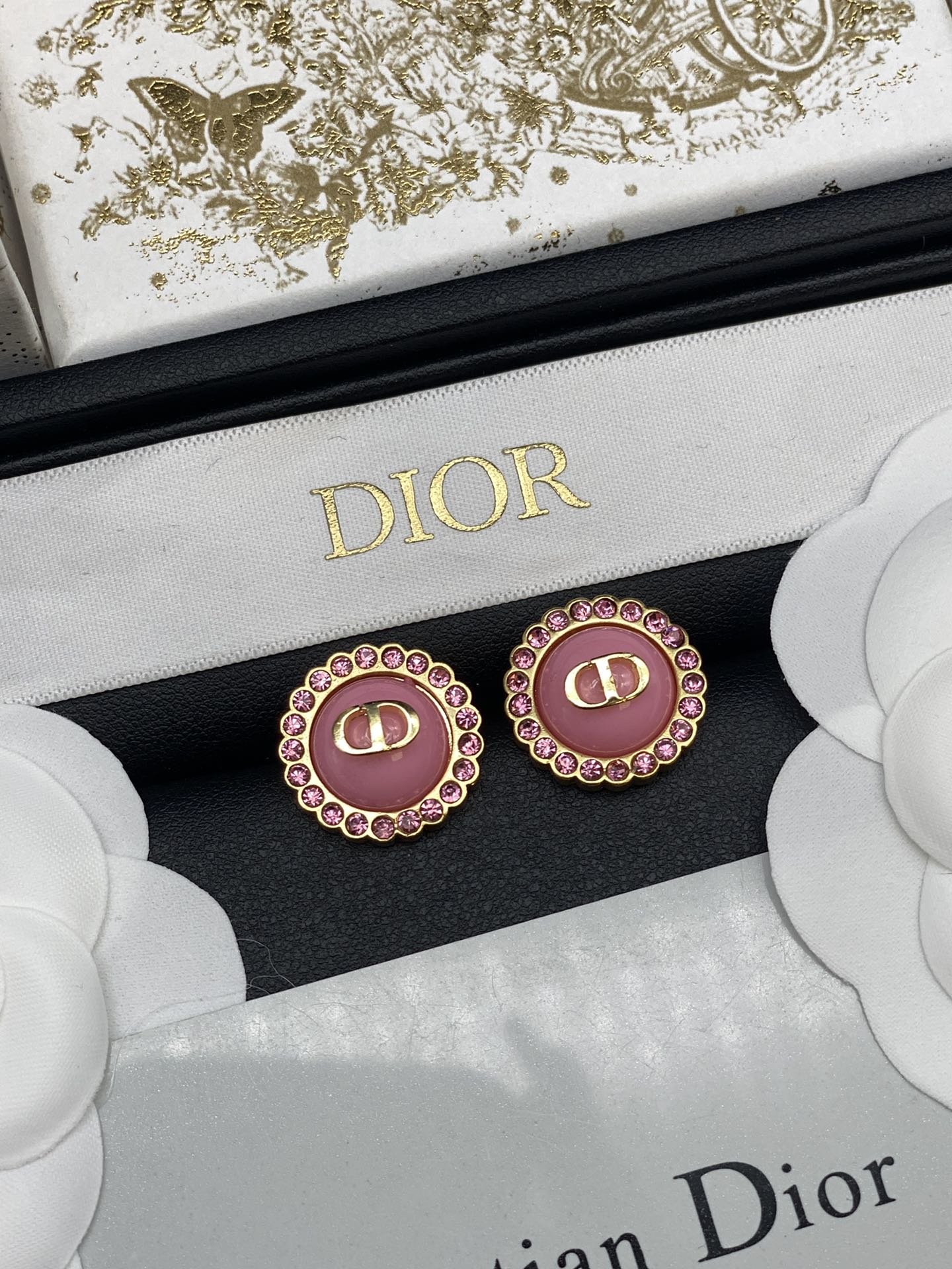 D designPink Earrings