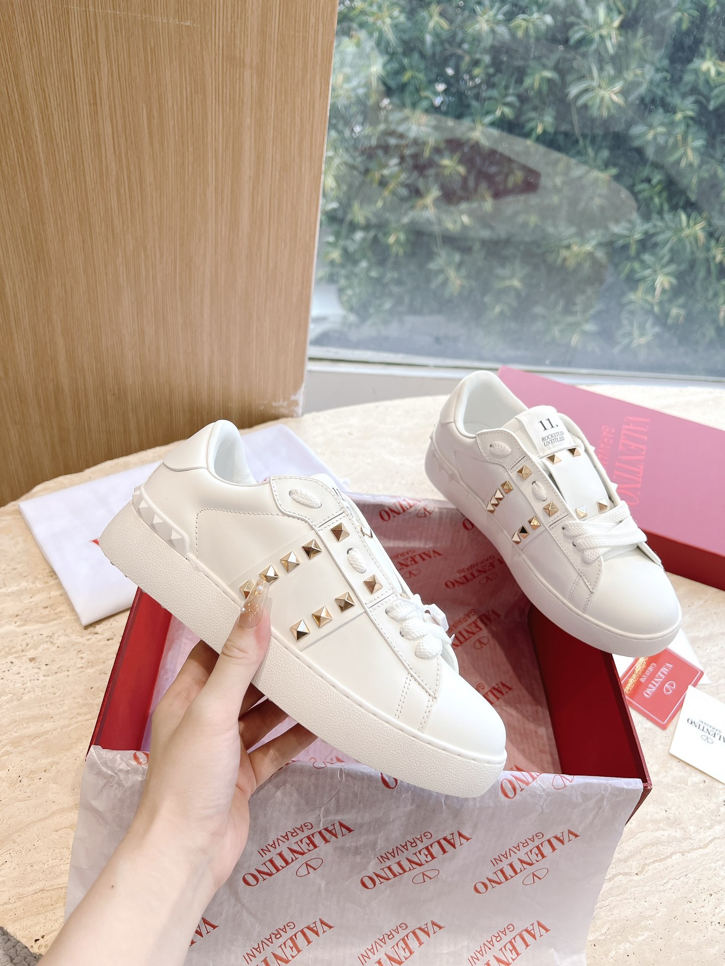 V design  Women's OPEN DISCO Calfskin Sneakers