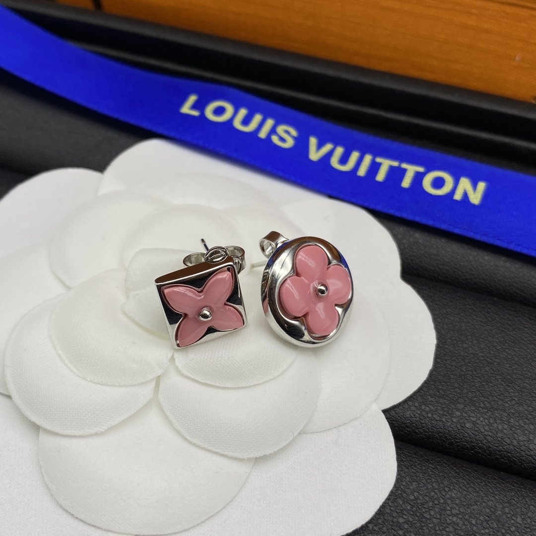 L designAsymmetric Pink Earrings