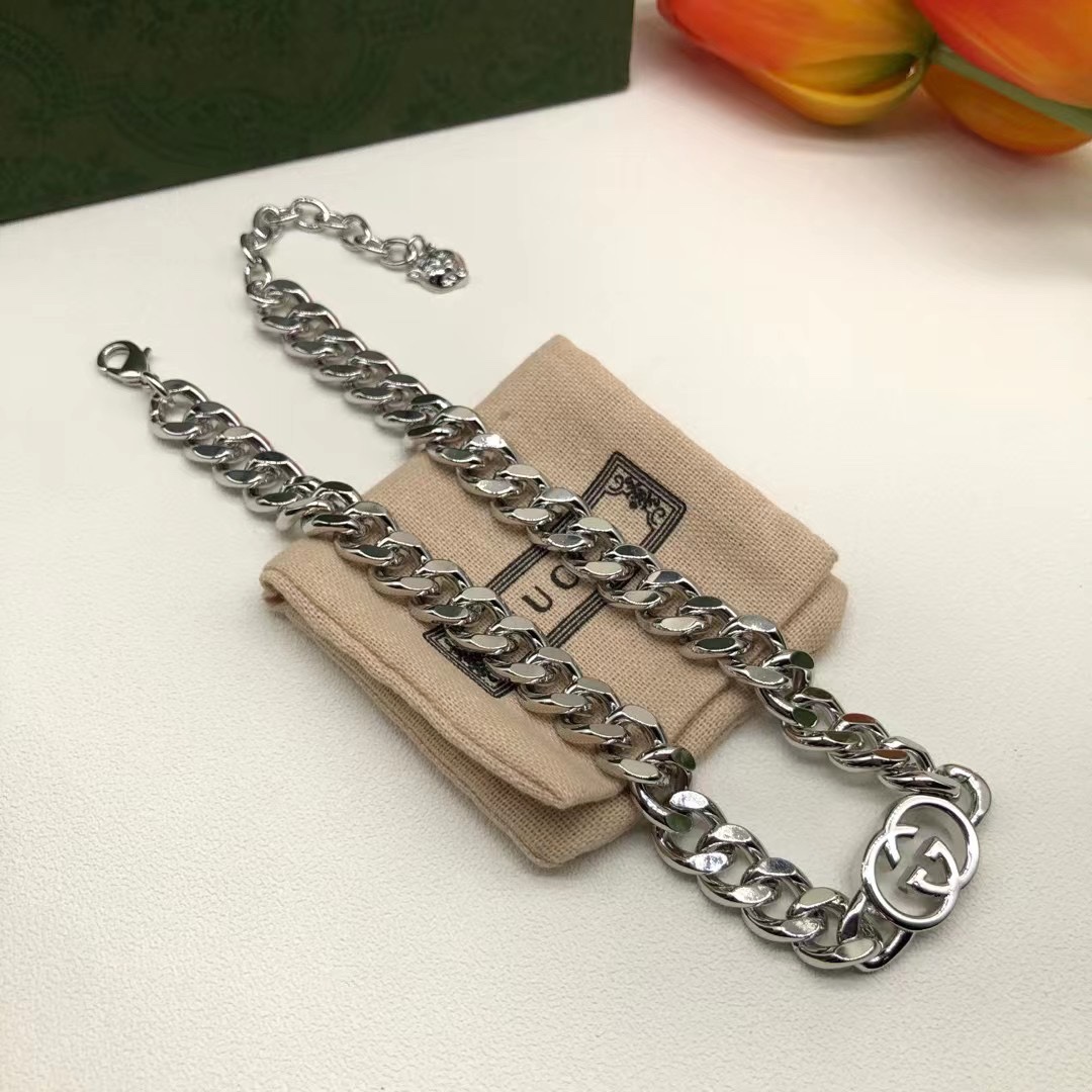 G design  trendy necklace