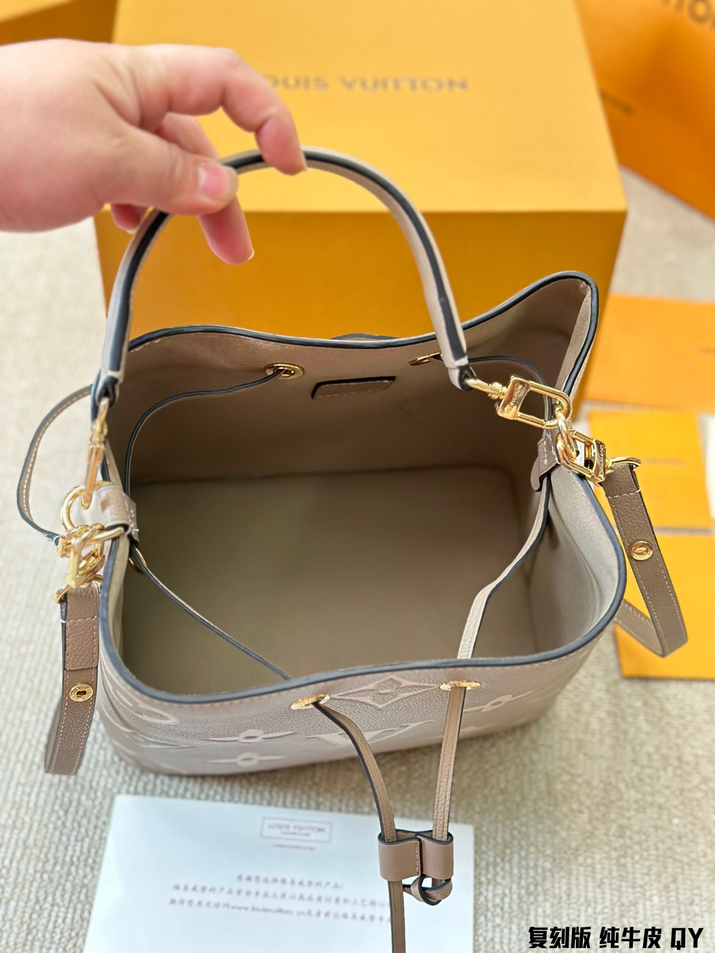 L designElephant Grey Classic Bucket Bag