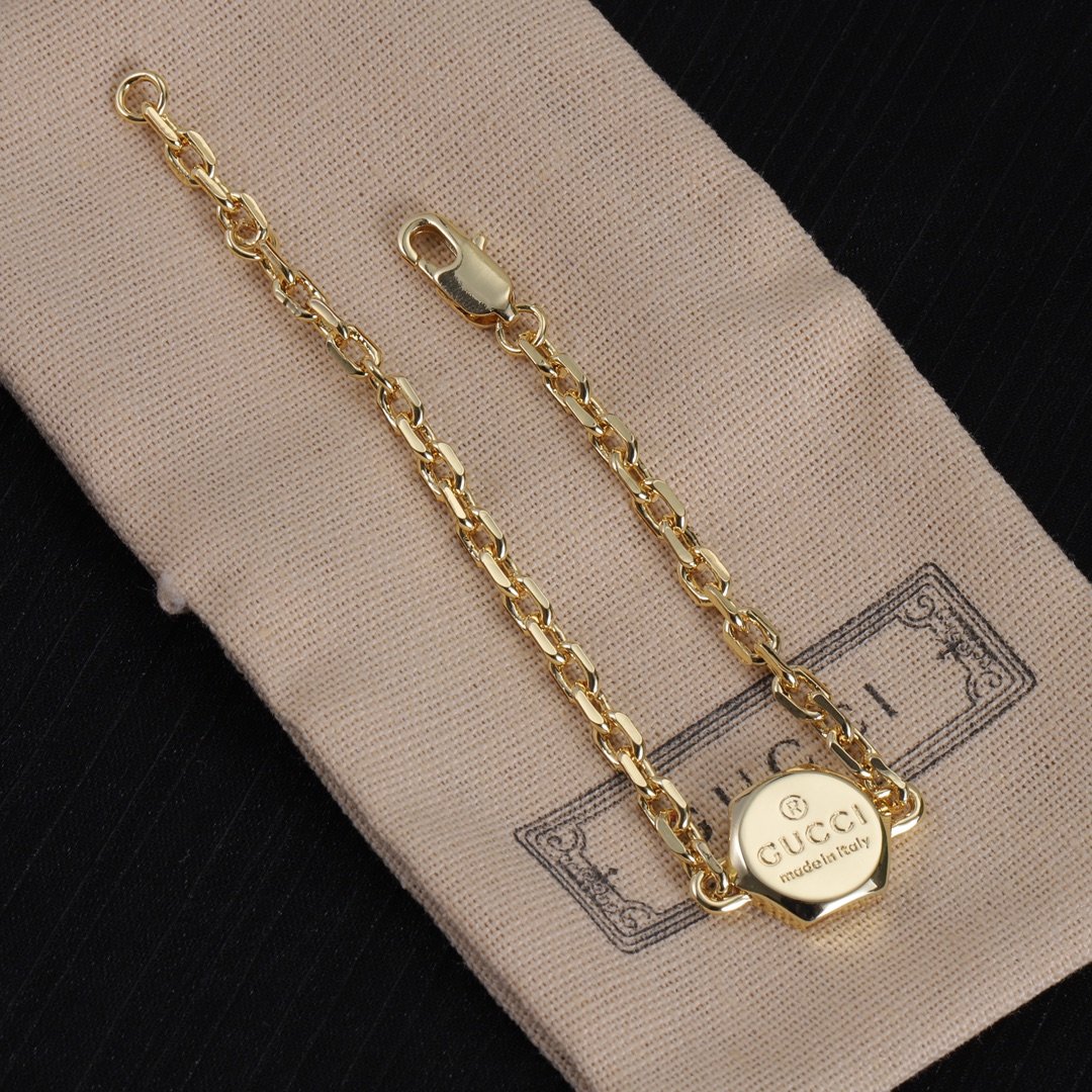 G design Fashion Bracelet