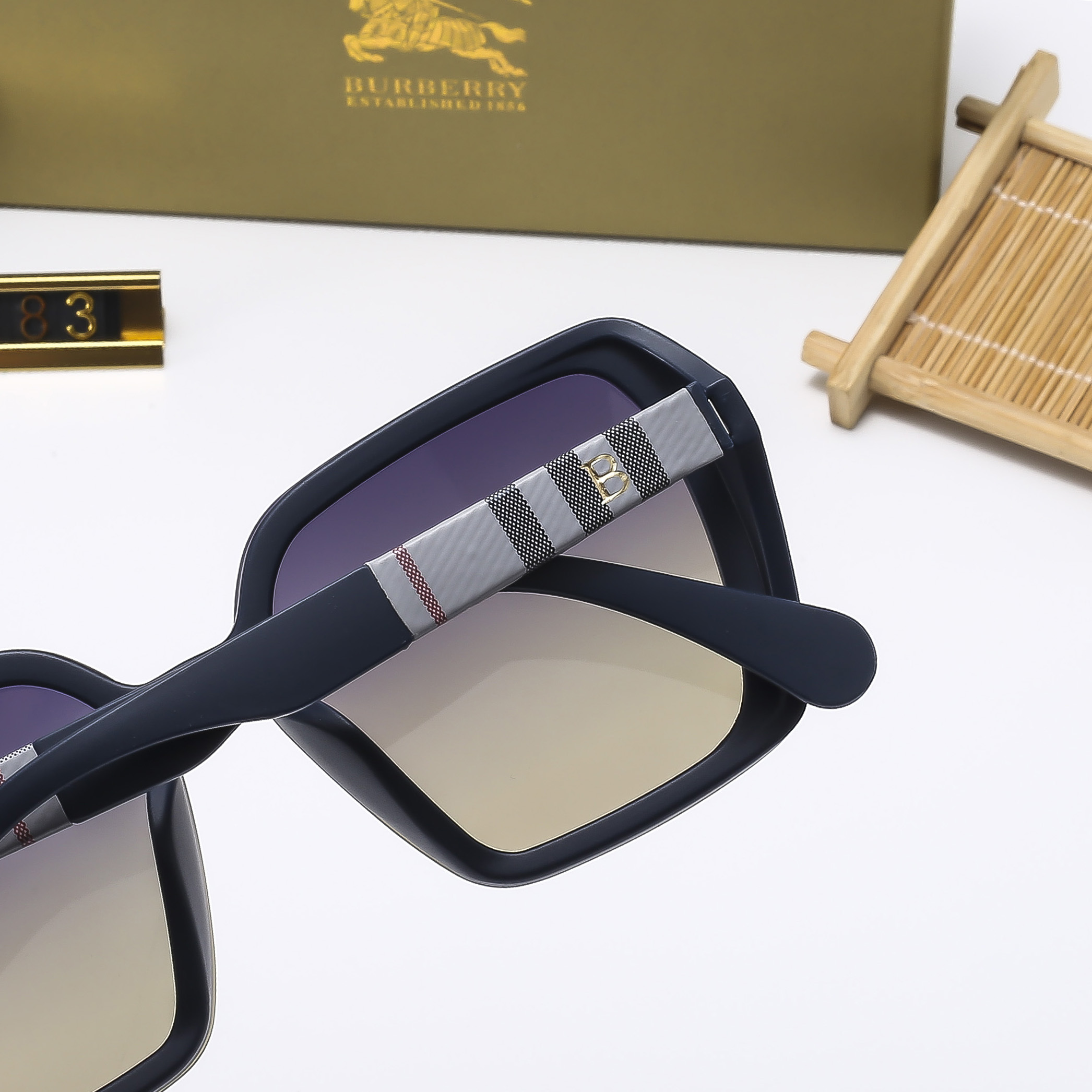 B design Fashion new sunglasses 2183