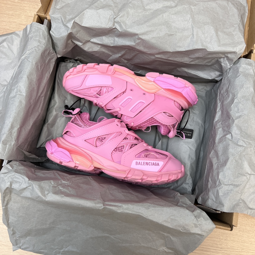 B design track 3.0 Classic stylish sports shoes