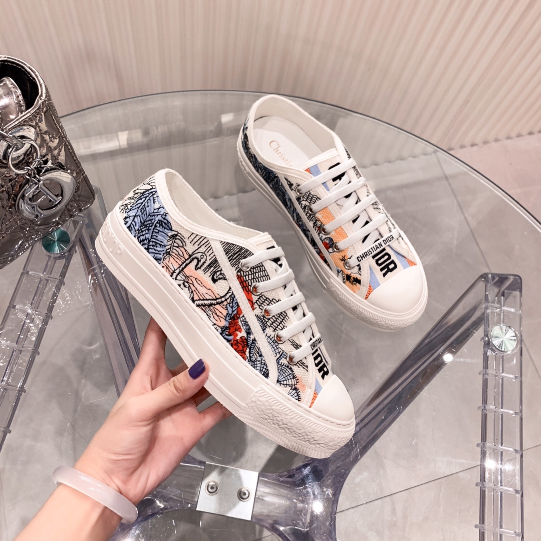 D design Trend Fashion Classic Comfy Canvas Flat Shoes