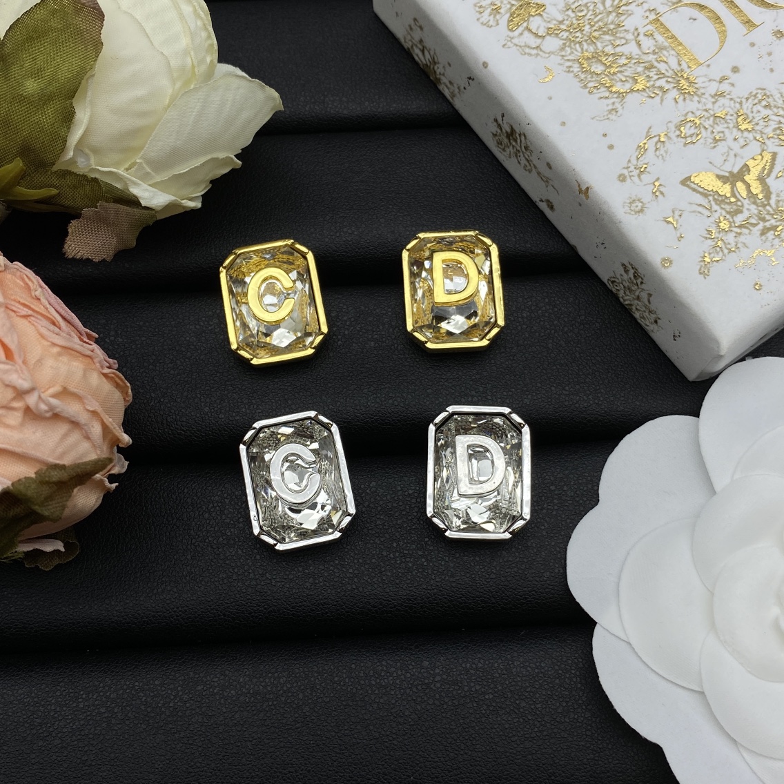 D designfashion earrings