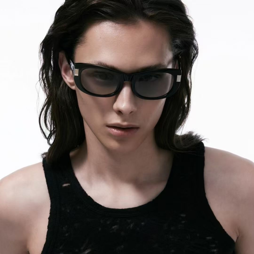 TR design Fashion polarized sunglasses 8124