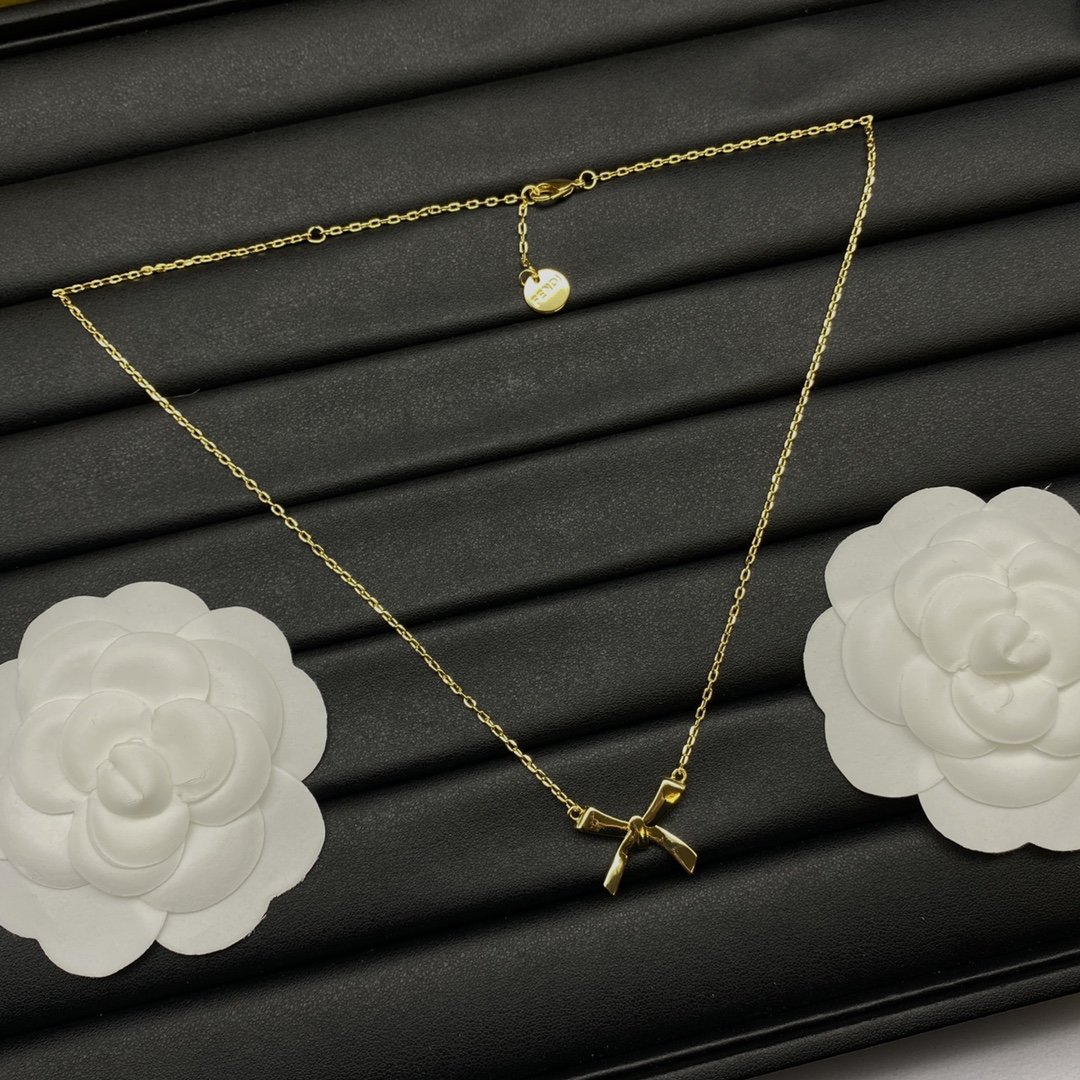 F design  New Bow Necklace