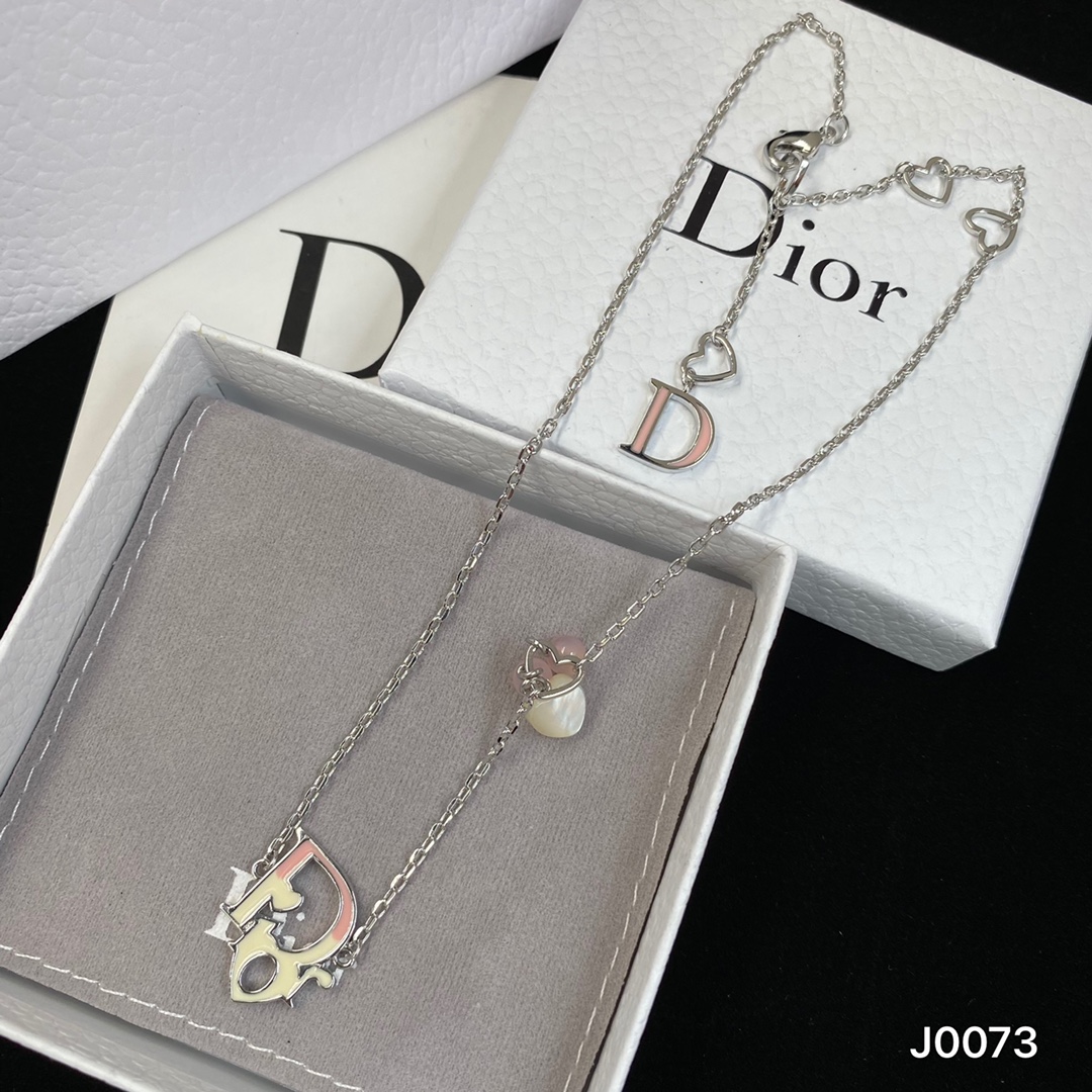 D designfashion trend necklace